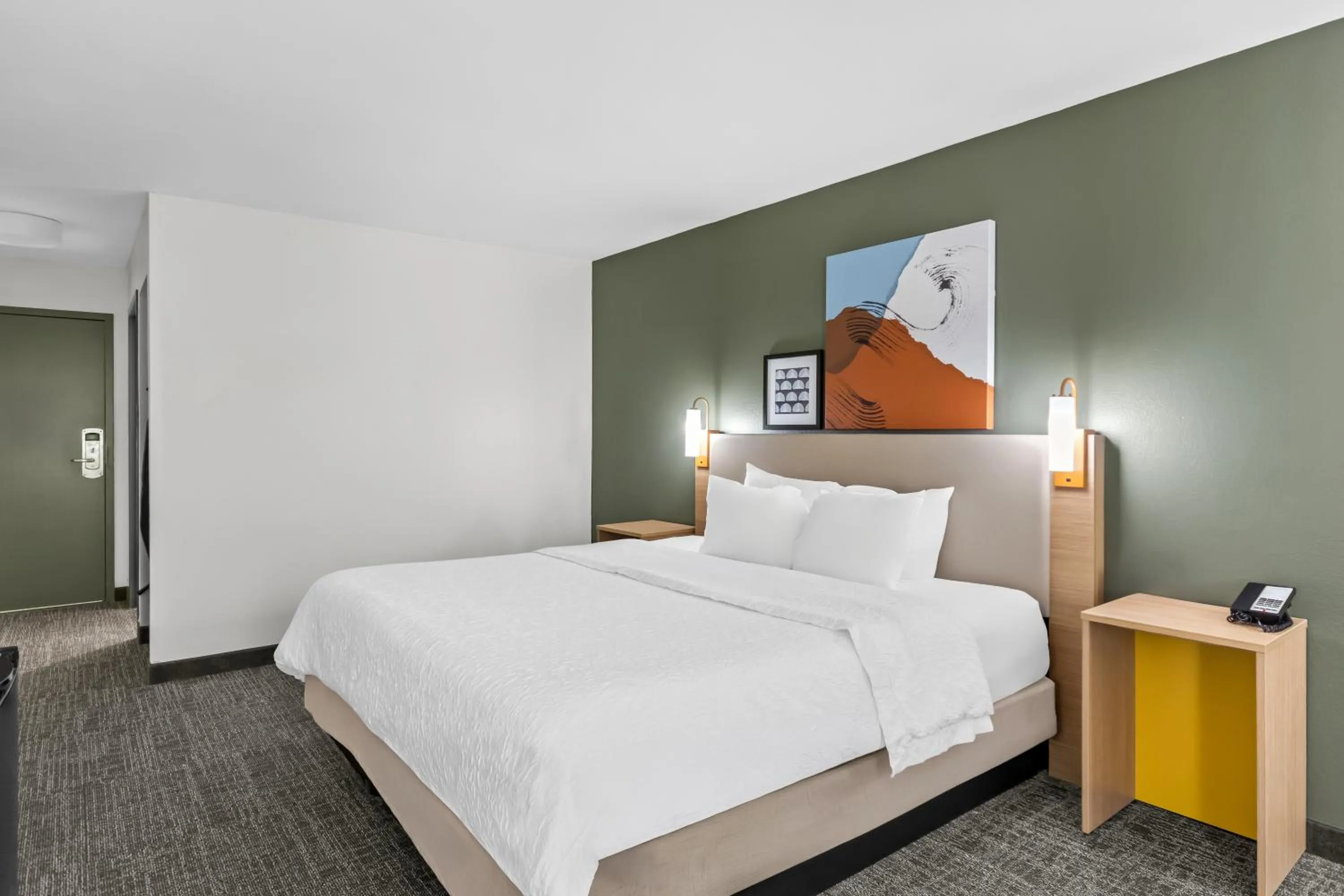 Bed in Spark by Hilton Bardstown