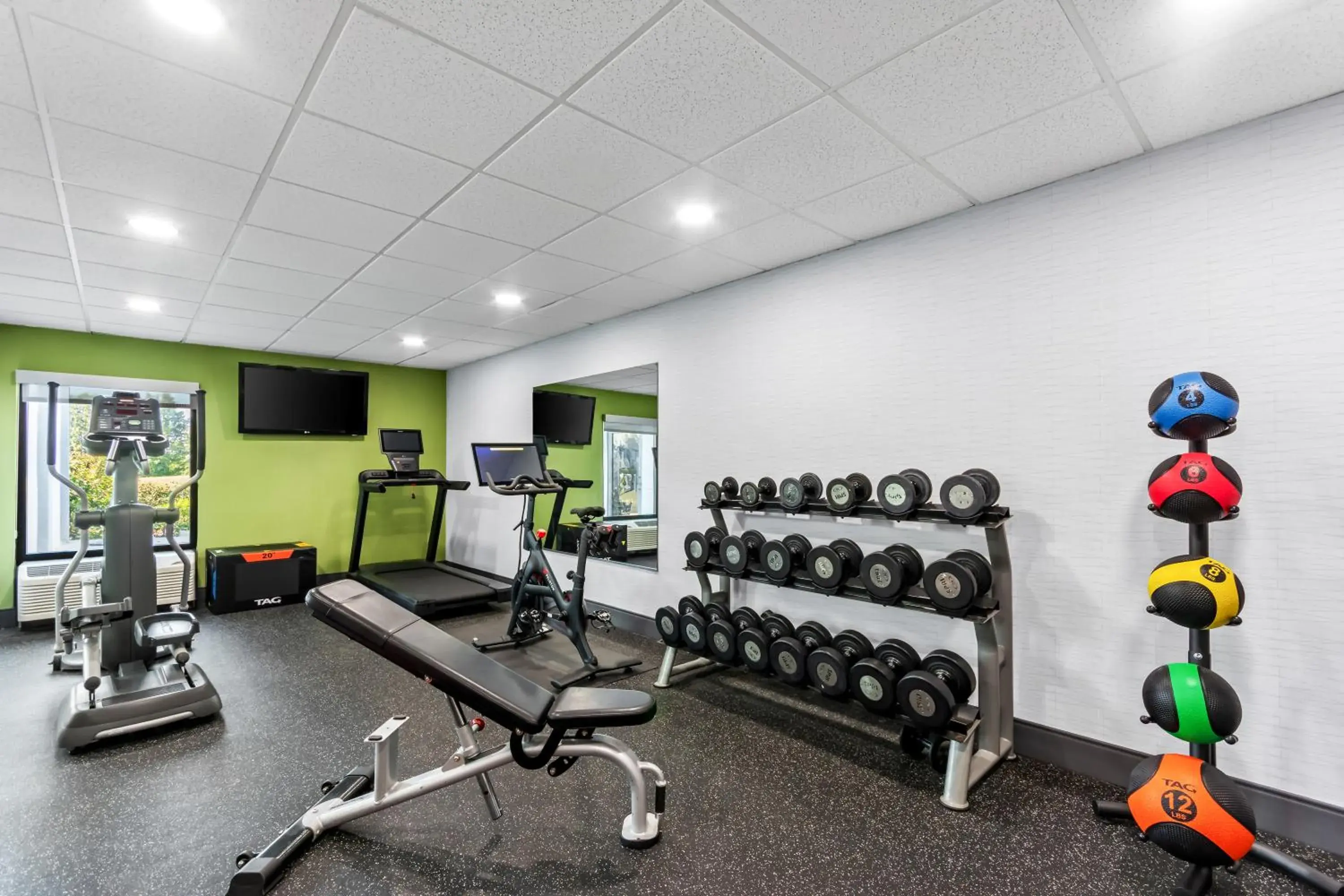 Fitness centre/facilities in Spark by Hilton Bardstown Fitness centre/facilities in Spark by Hilton Bardstown