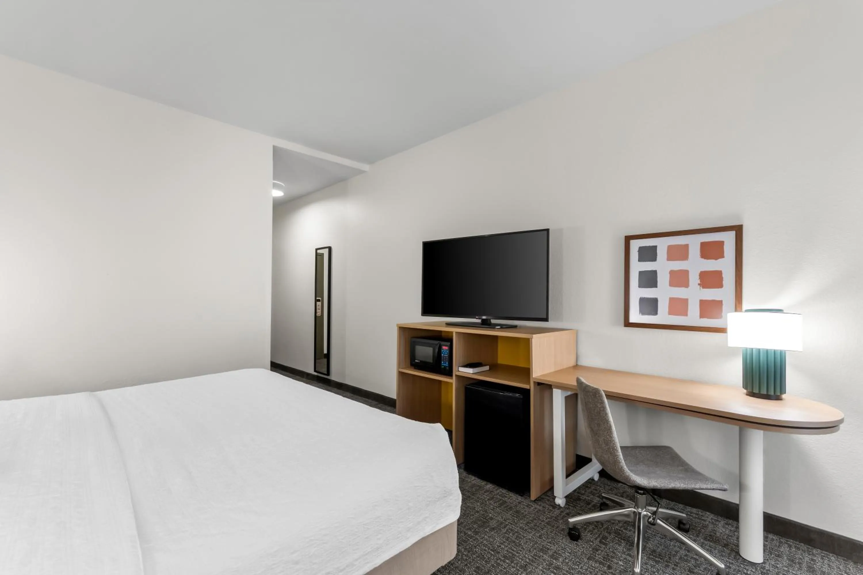 TV and multimedia, Bed in Spark by Hilton Bardstown