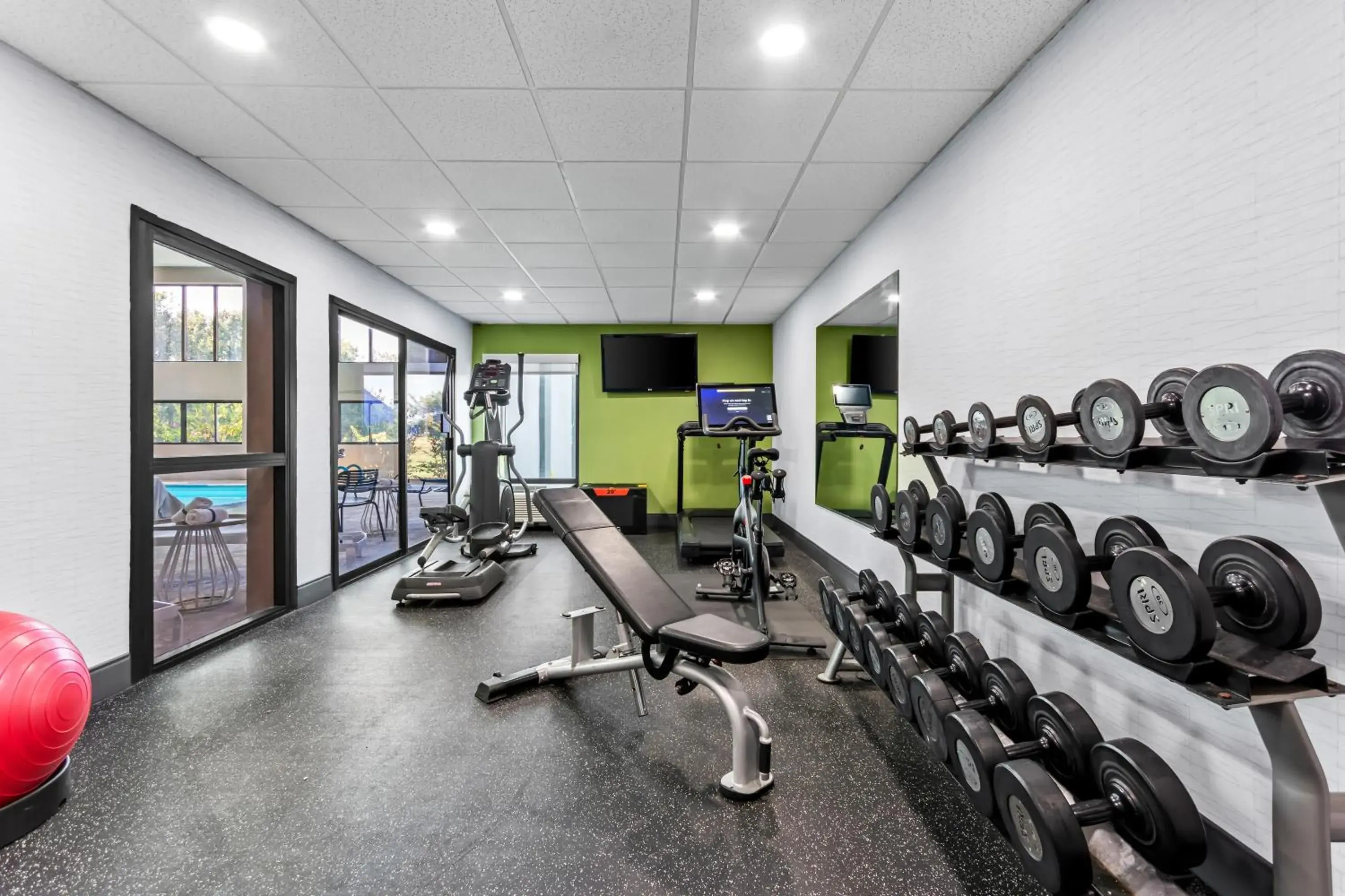 Fitness centre/facilities in Spark by Hilton Bardstown Fitness centre/facilities in Spark by Hilton Bardstown