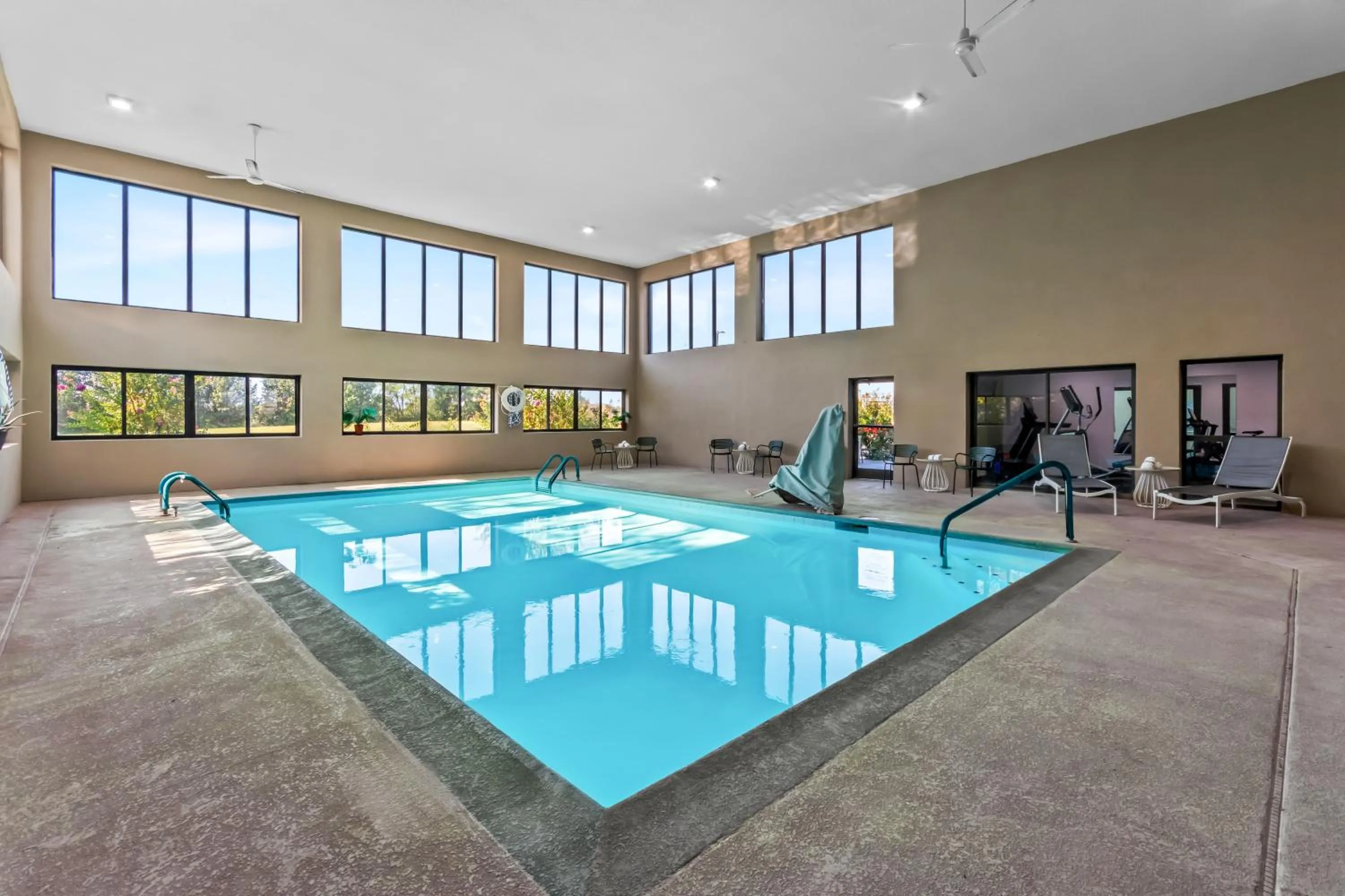 Spark by Hilton Bardstown