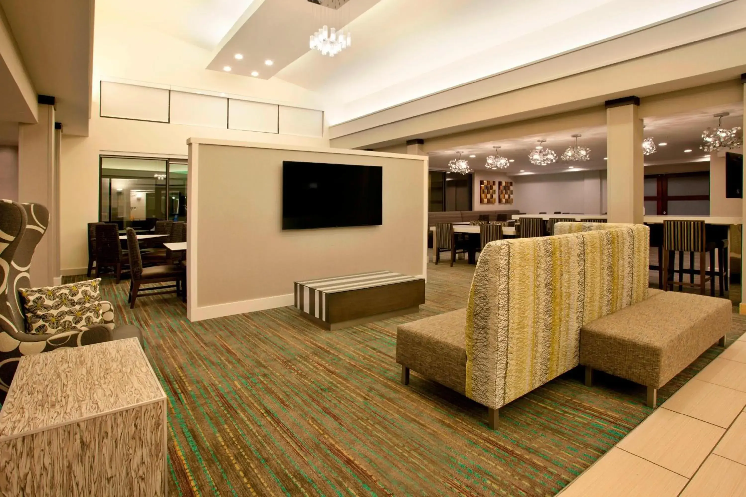 Lobby or reception in Residence Inn by Marriott Portland Airport at Cascade Station Lobby or reception in Residence Inn by Marriott Portland Airport at Cascade Station