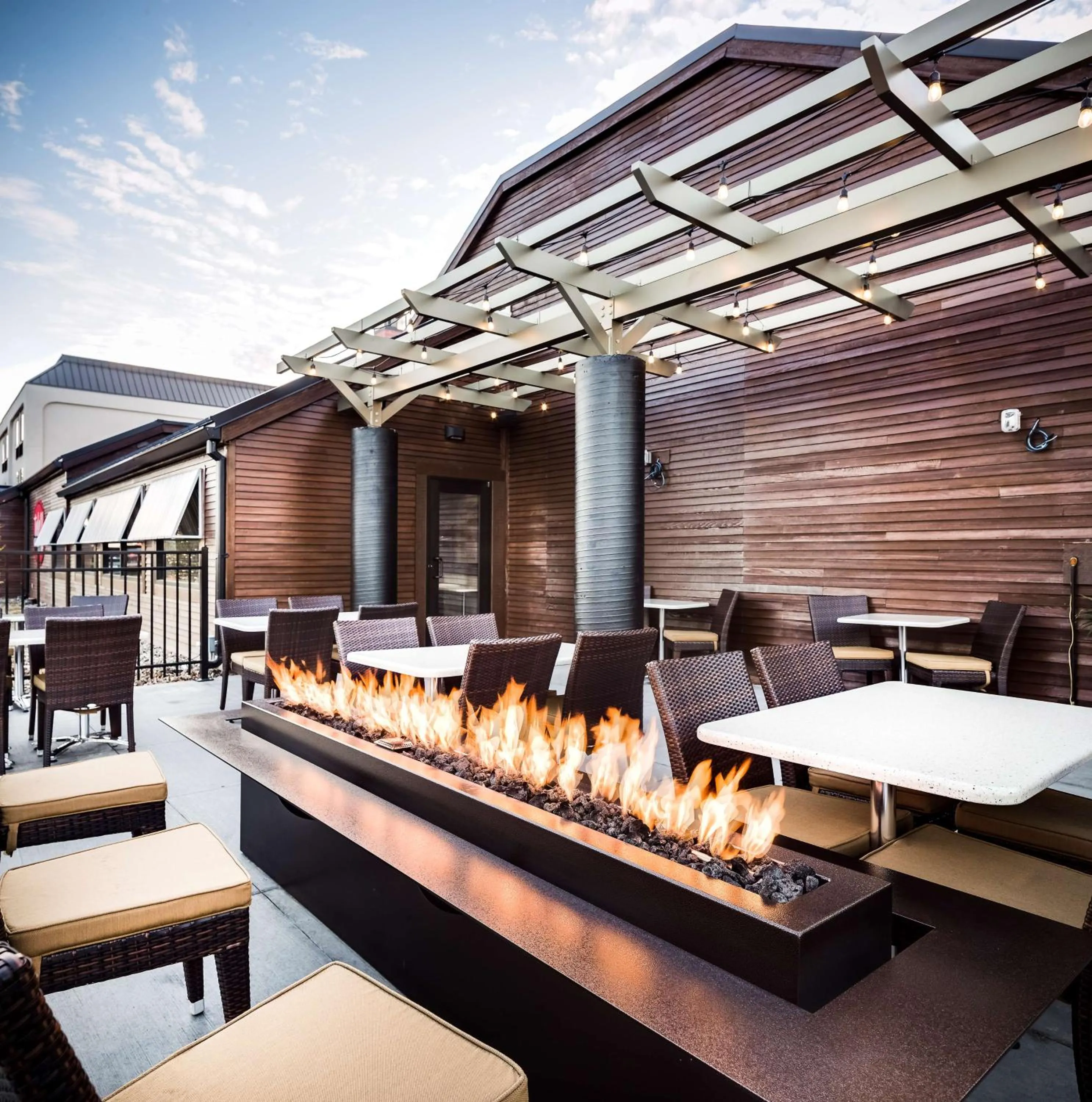 Restaurant/places to eat in Hampton Inn Iowa City/Coralville