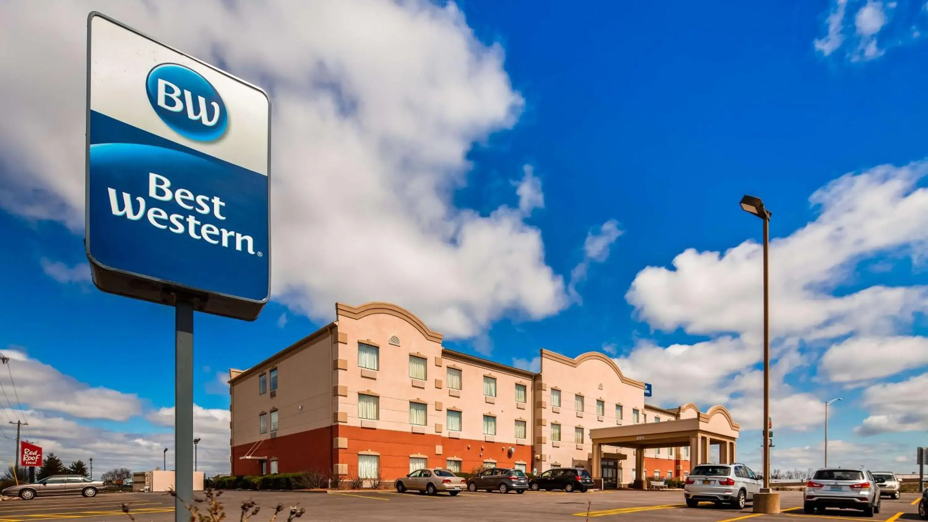 Property building in Best Western Troy Hotel Property building in Best Western Troy Hotel