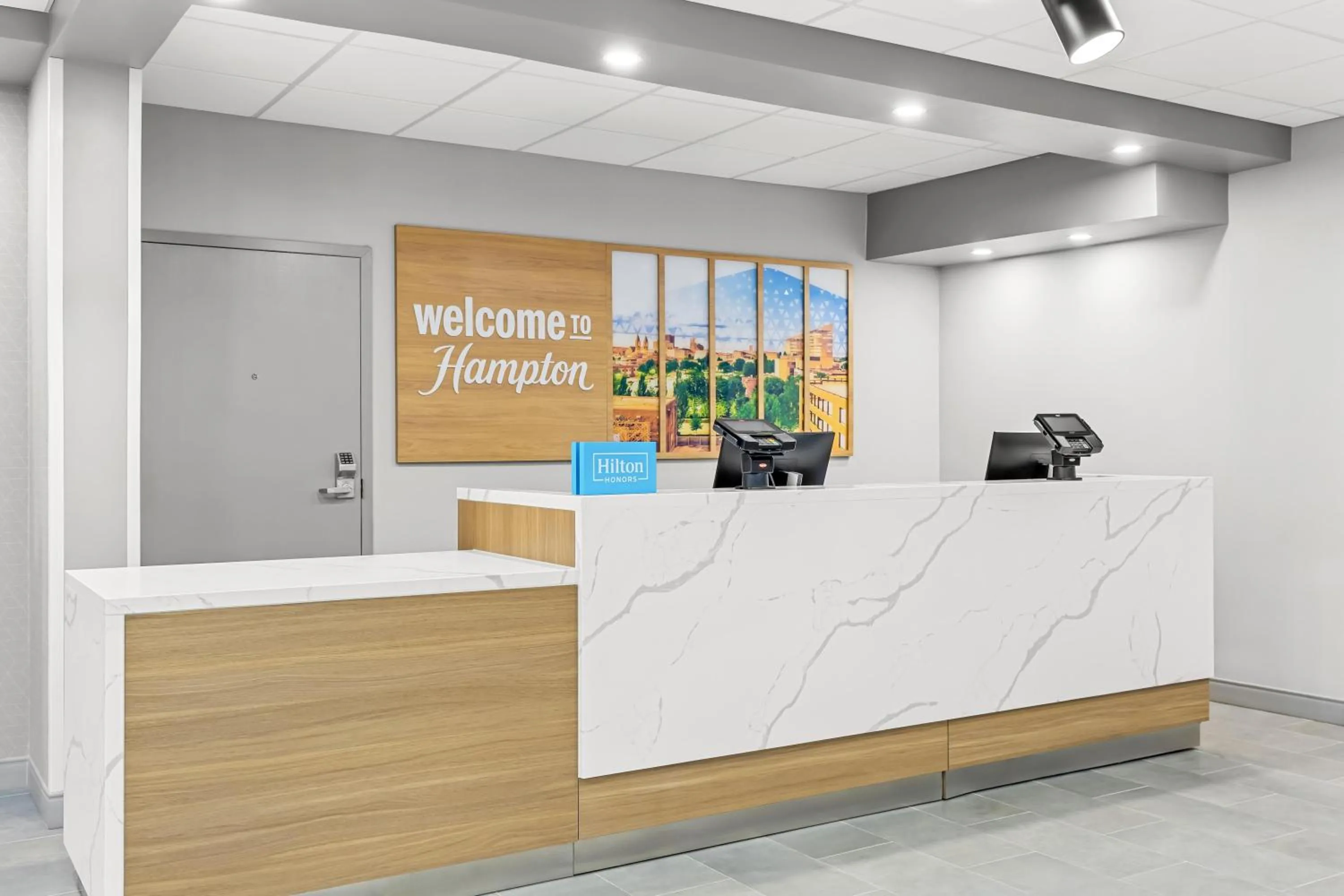 Lobby or reception in Hampton Inn Akron-Fairlawn