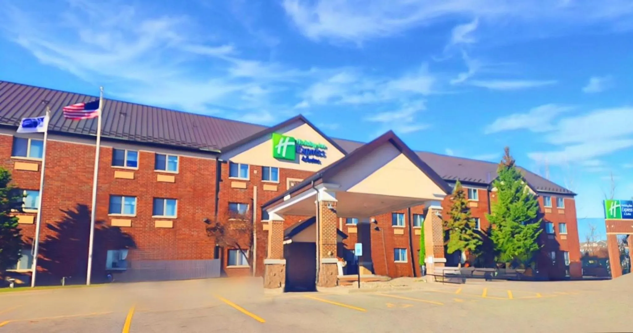 Property building in Holiday Inn Express Hotel & Suites St. Paul - Woodbury by IHG