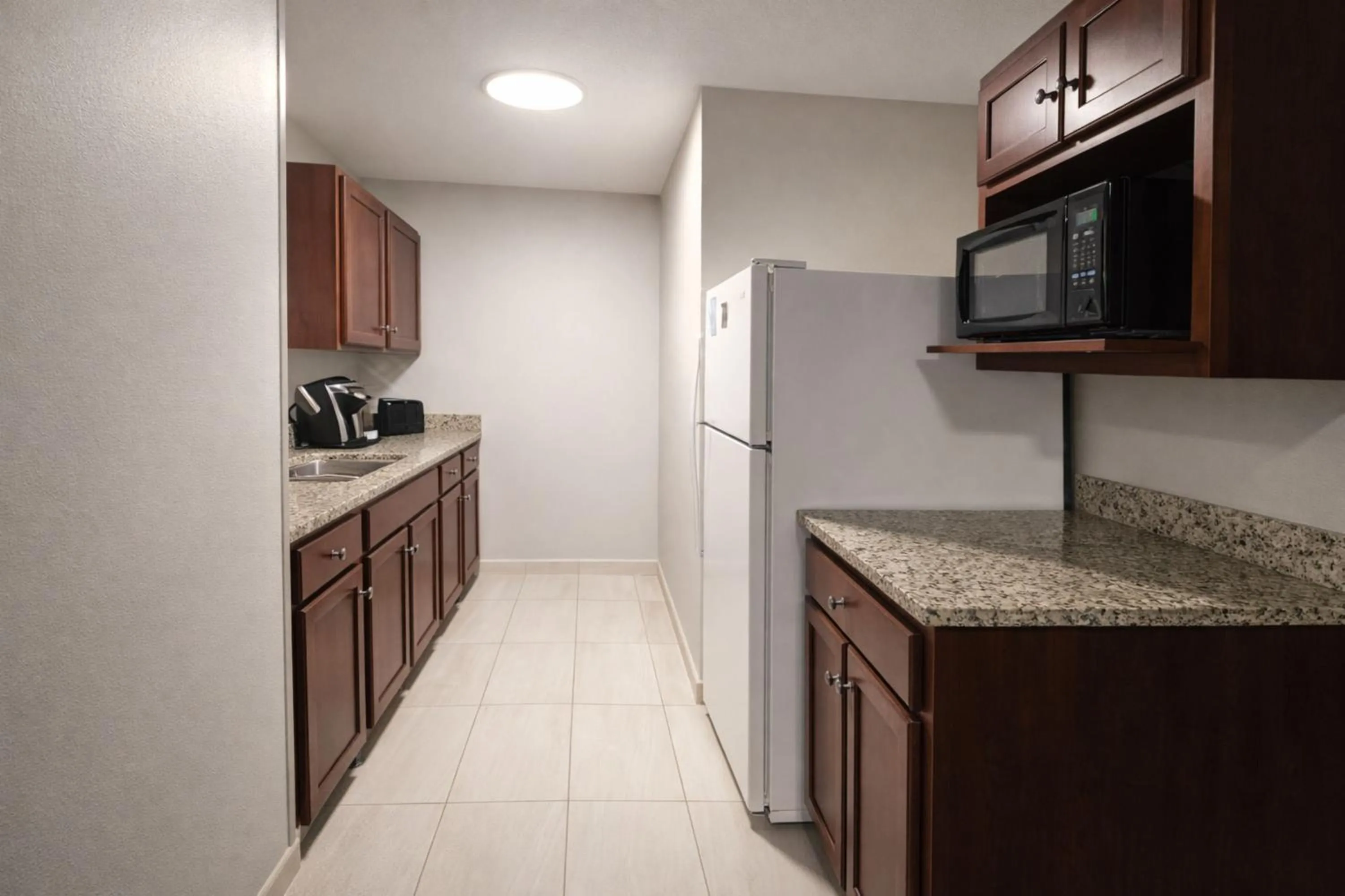 Photo of the whole room in Holiday Inn Express Hotel & Suites St. Paul - Woodbury by IHG