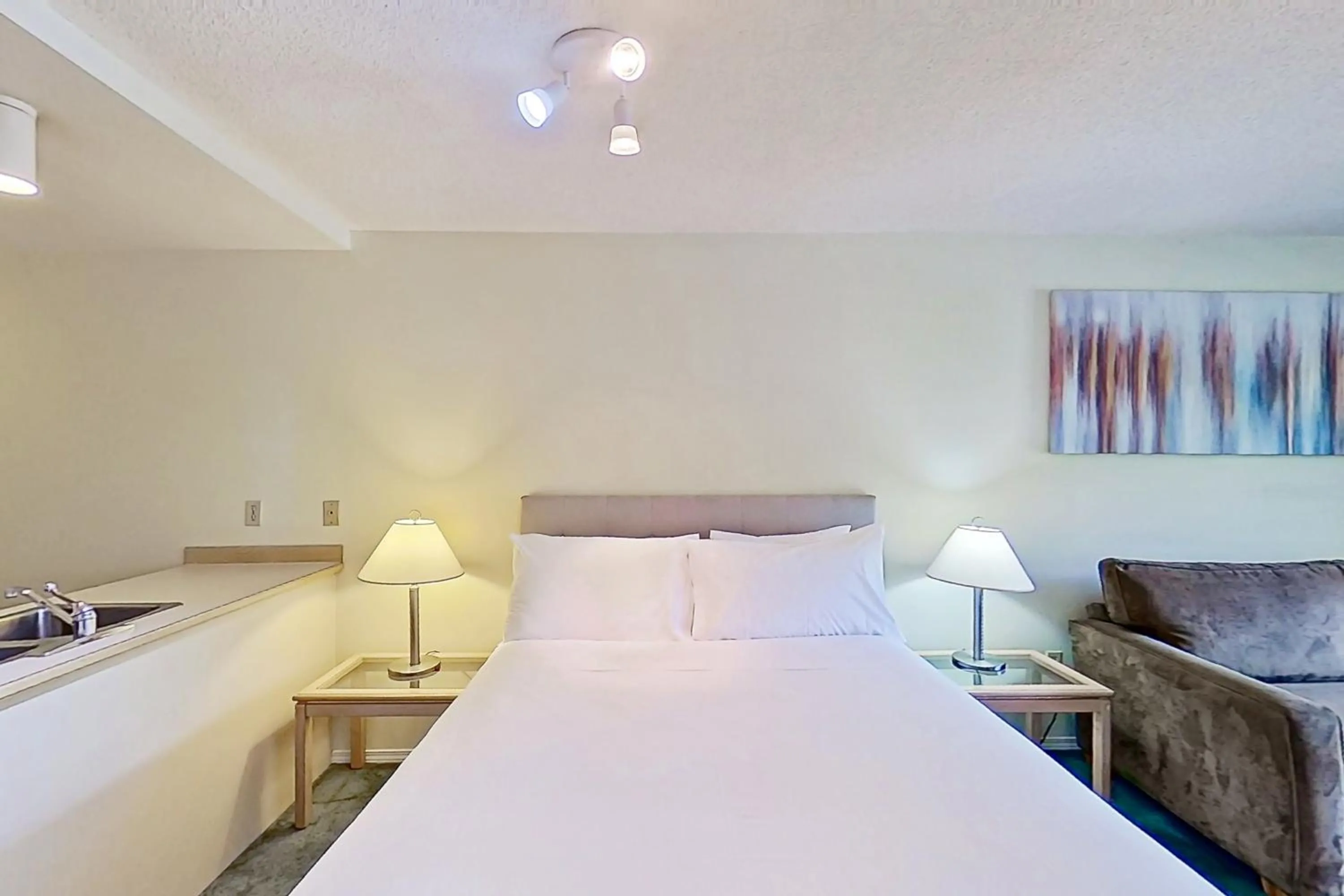 Bed in Glacier Lodge