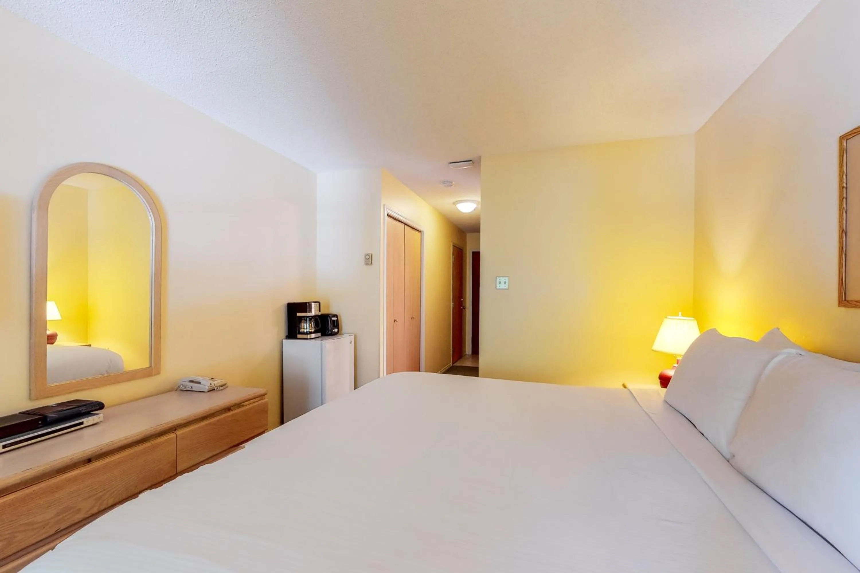 Bed in Glacier Lodge