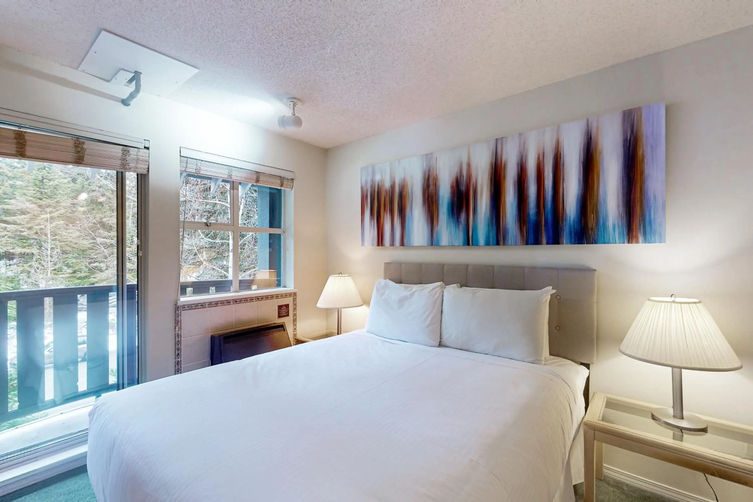 Bed in Glacier Lodge