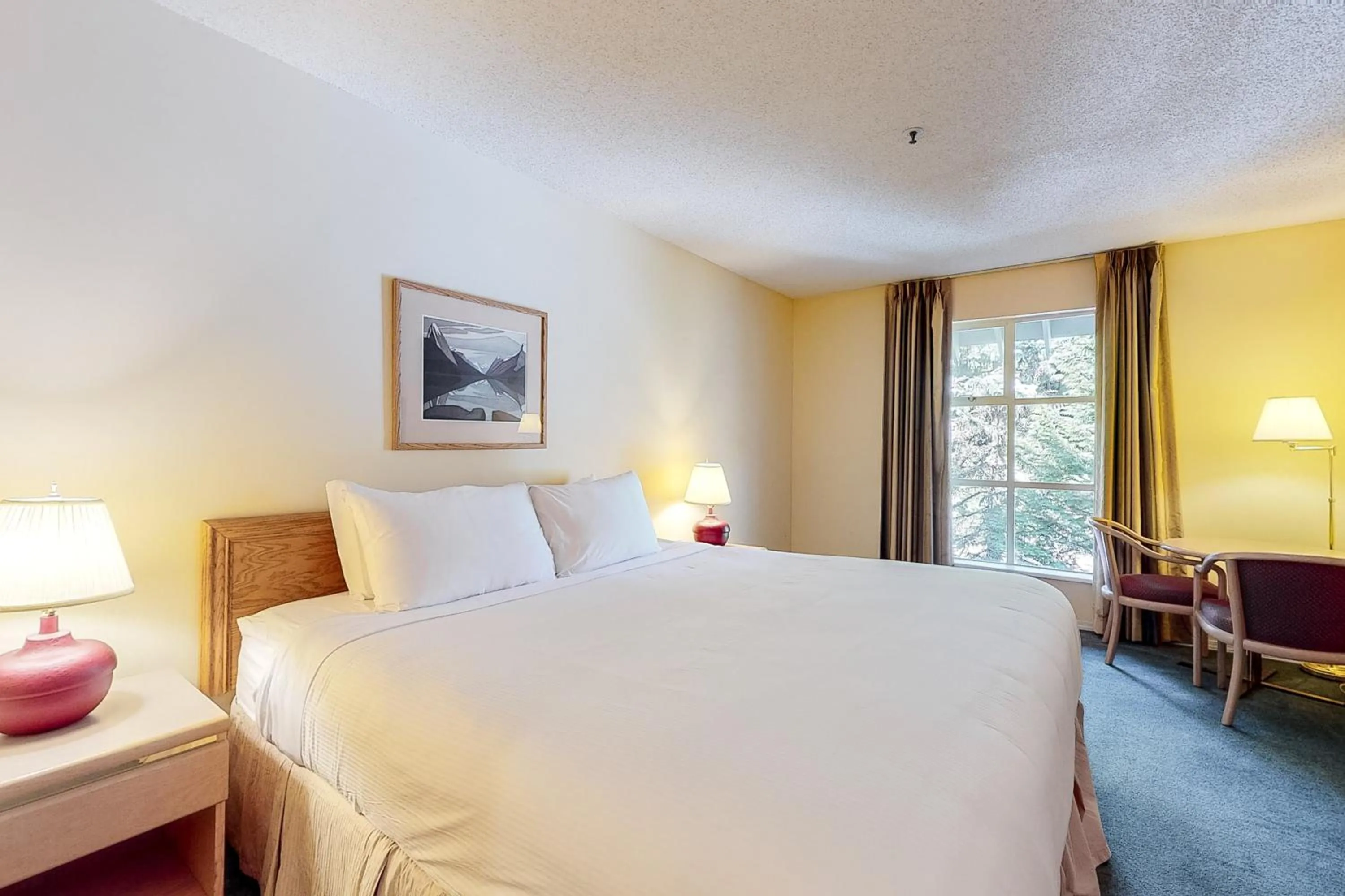 Bed in Glacier Lodge