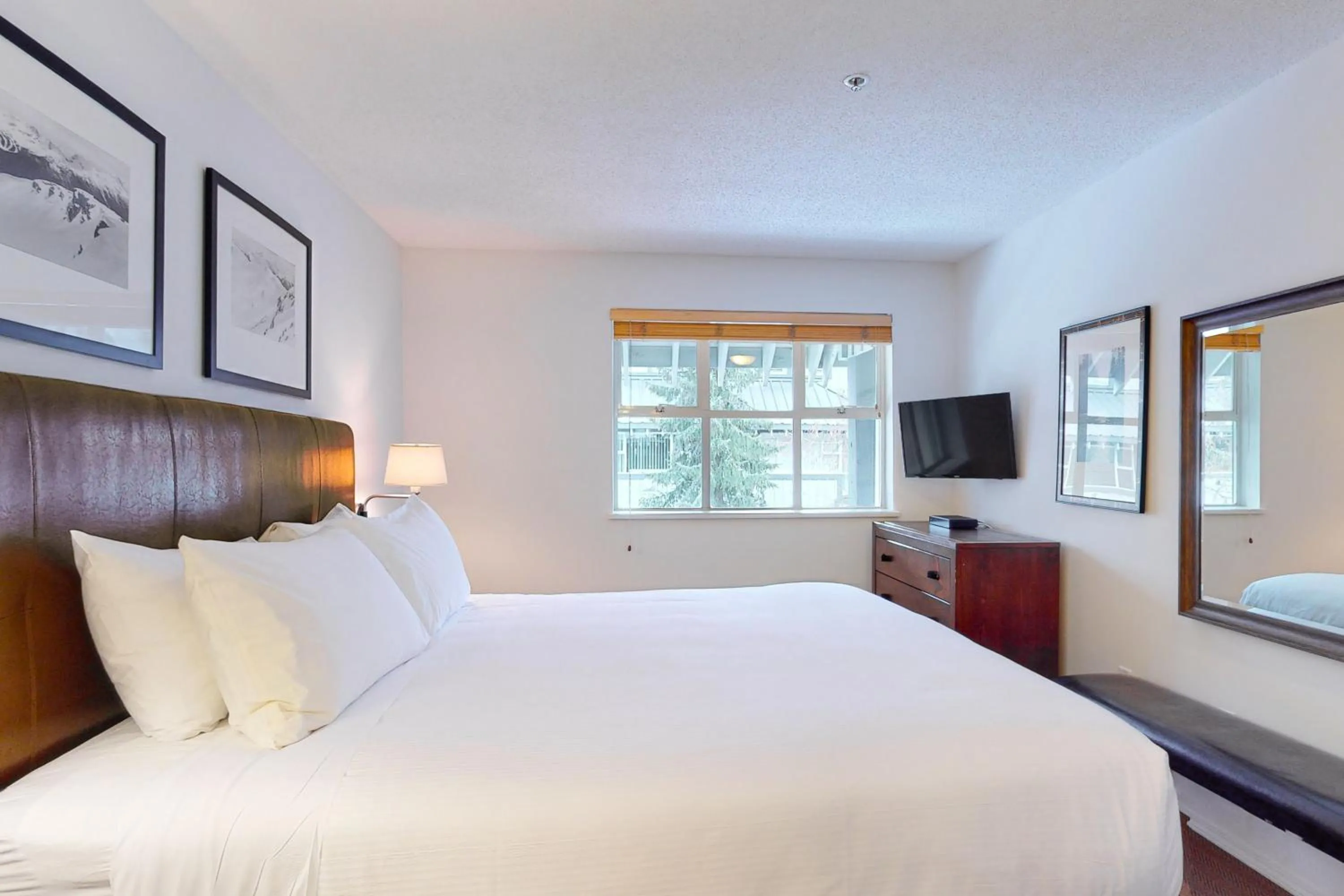 Bed in Glacier Lodge