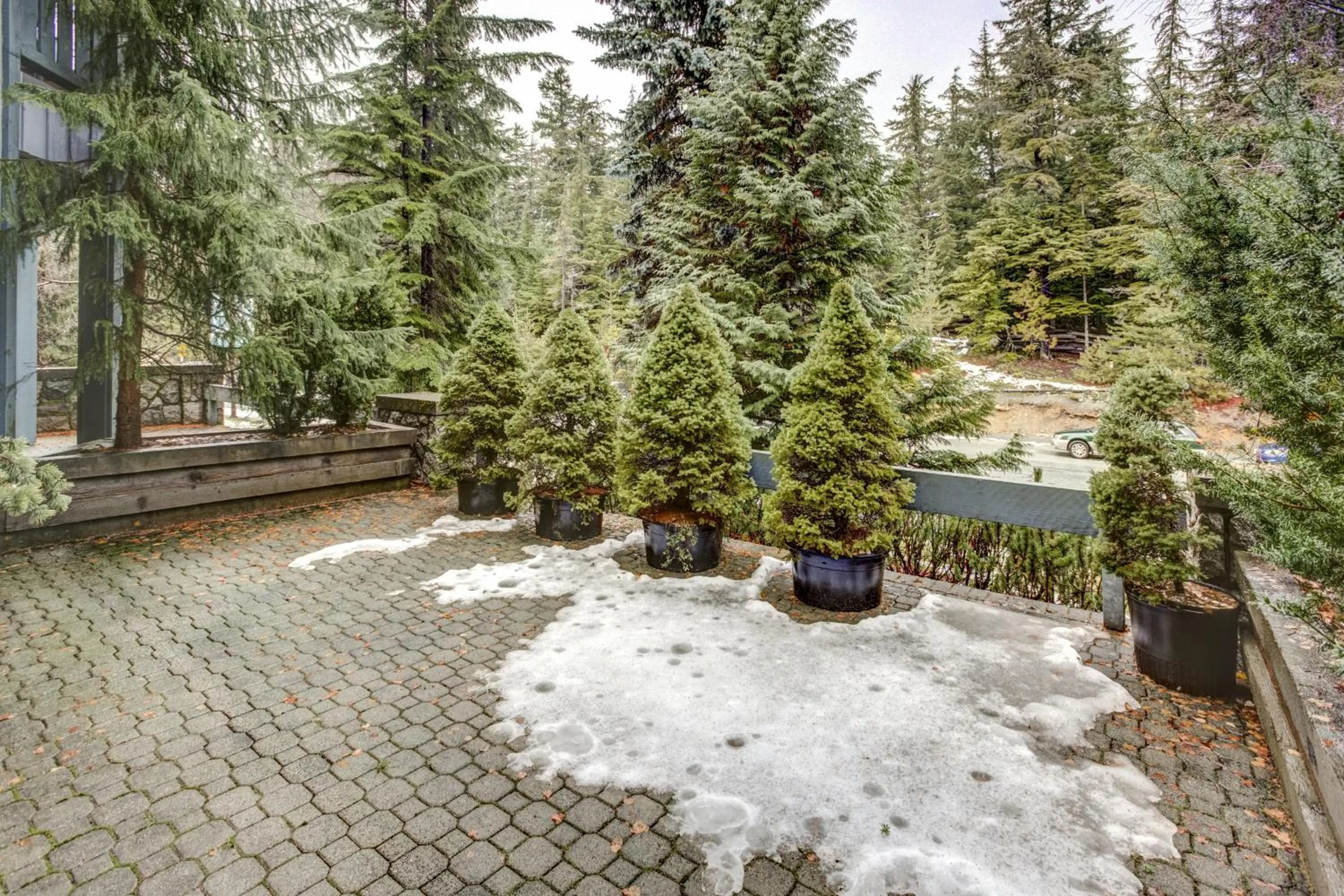 Glacier Lodge