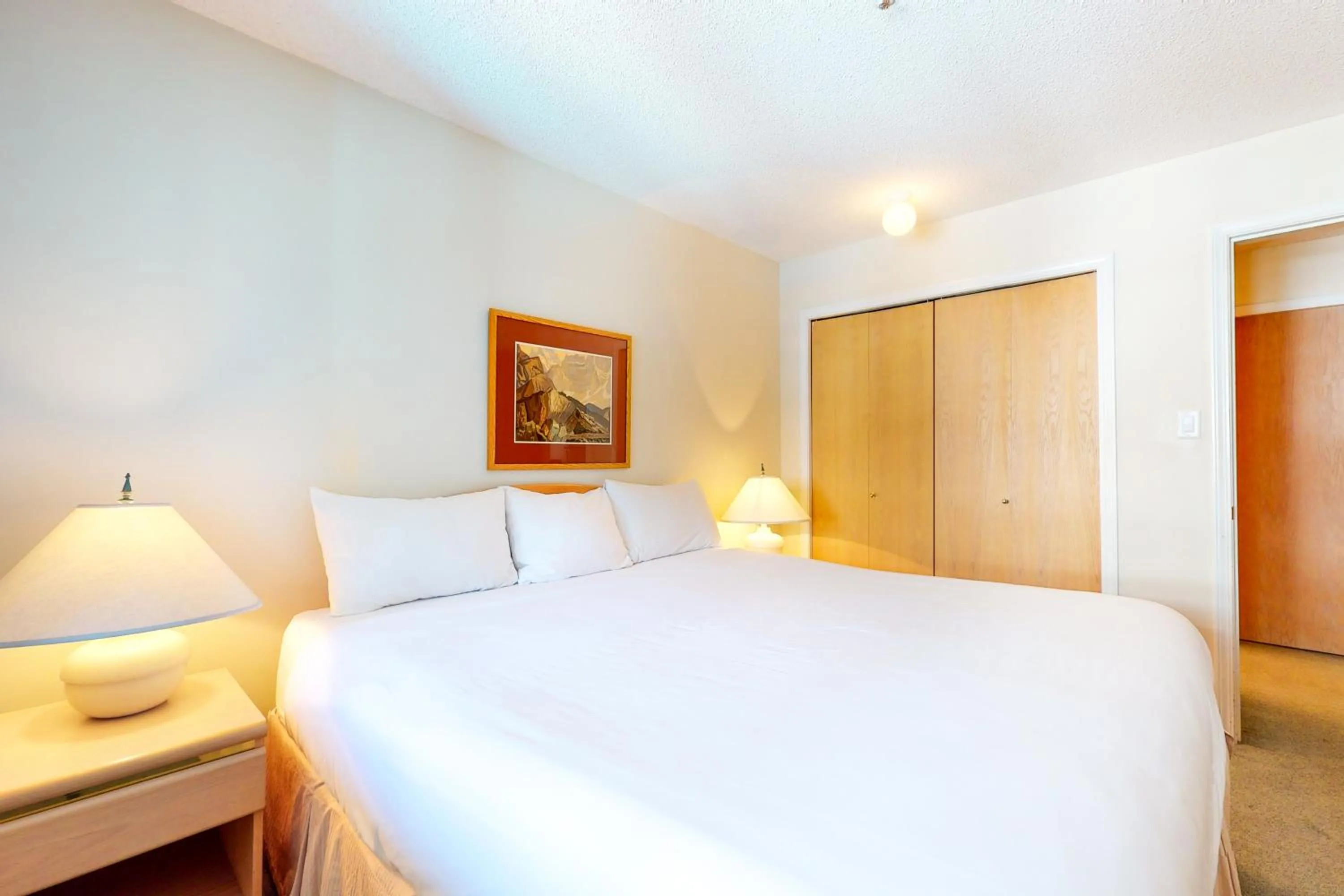 Bed in Glacier Lodge