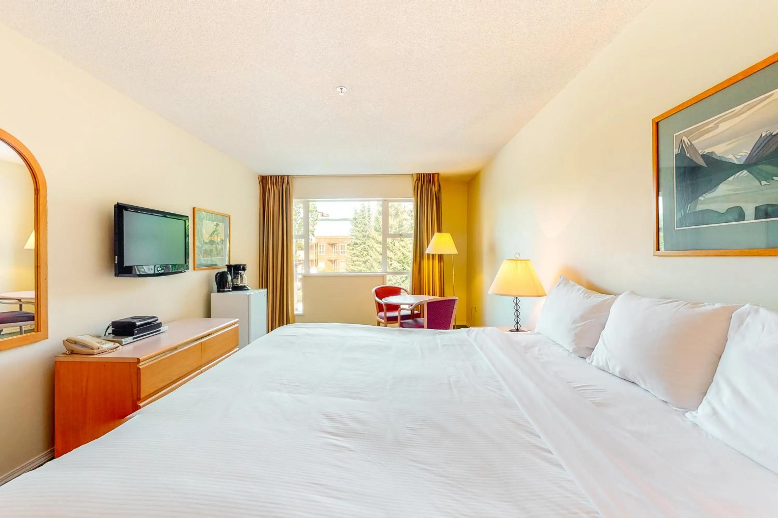Bed in Glacier Lodge