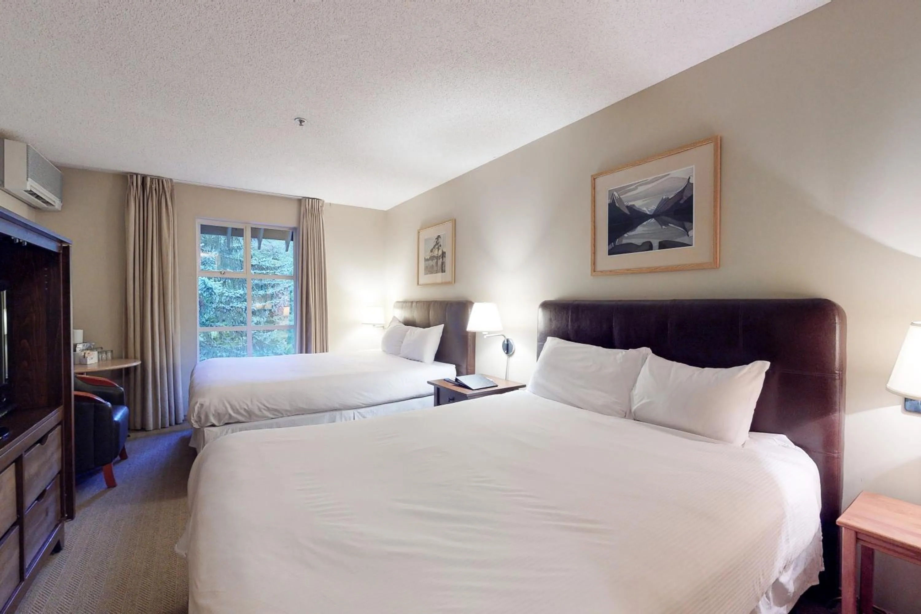 Bed in Glacier Lodge