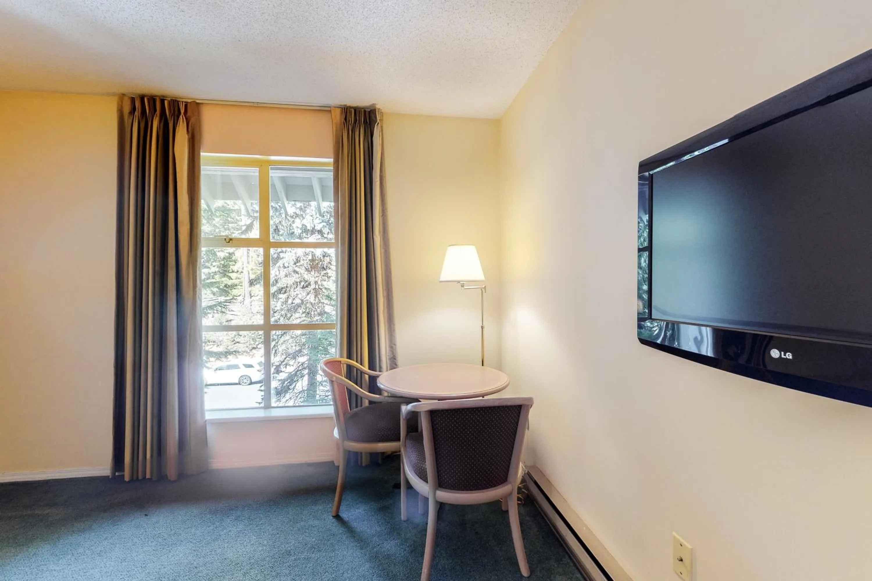 Glacier Lodge