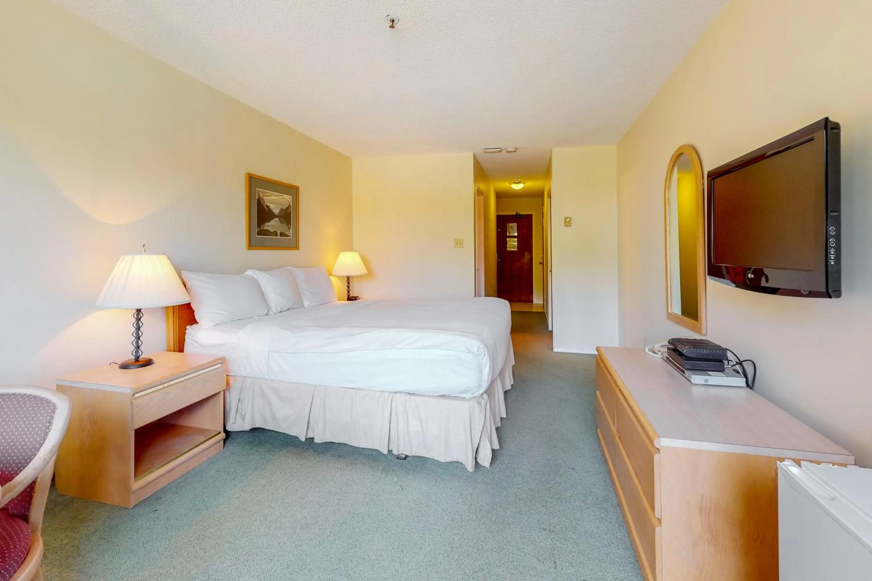 Bed in Glacier Lodge