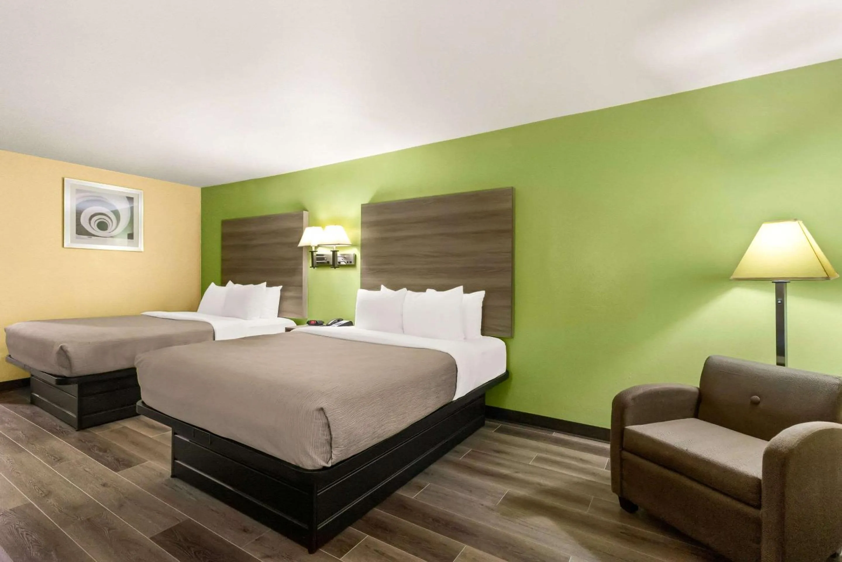 Bedroom, Bed in Quality Inn Bay City TX