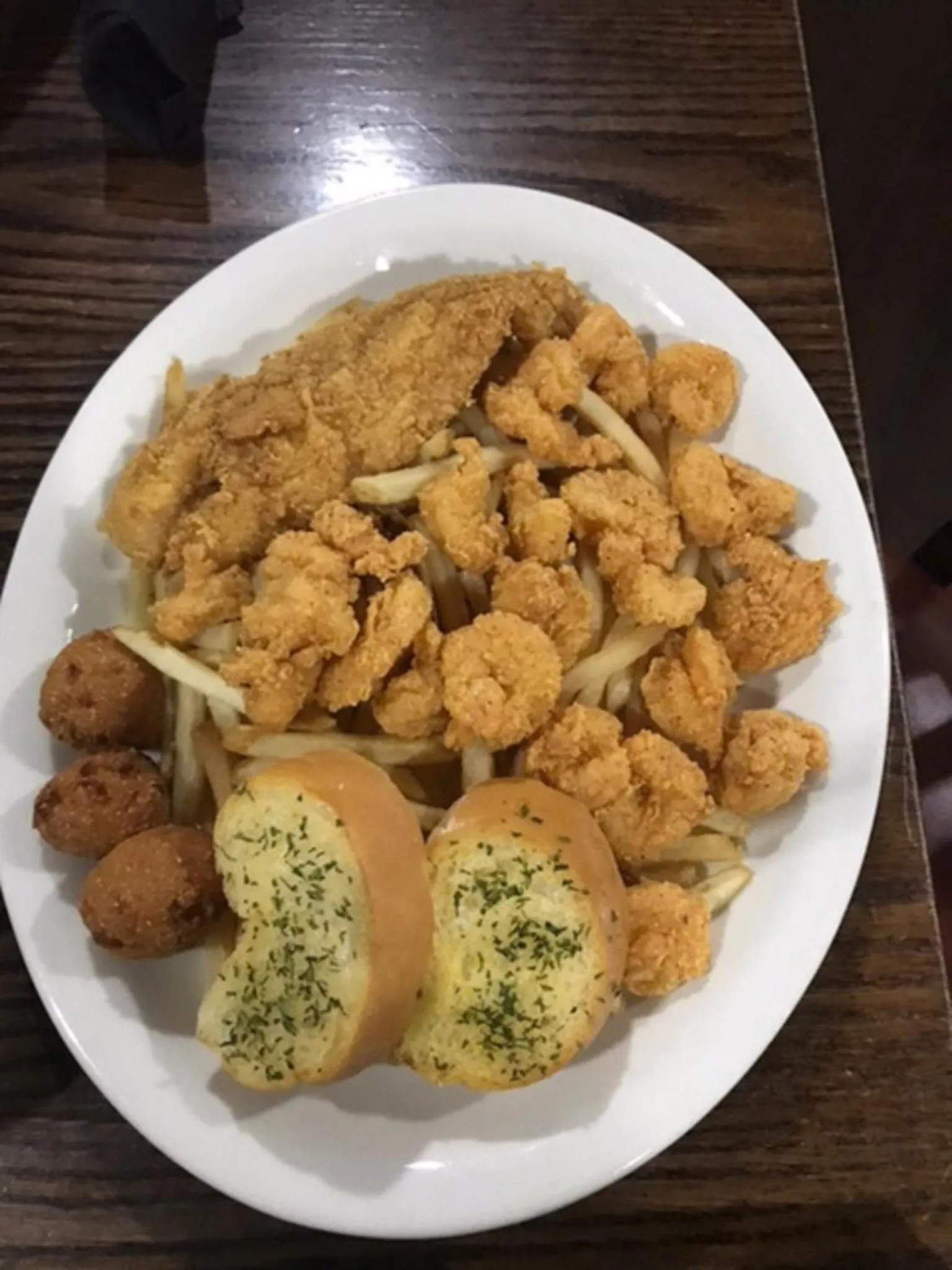 Restaurant/places to eat in Holiday Inn Metairie New Orleans by IHG