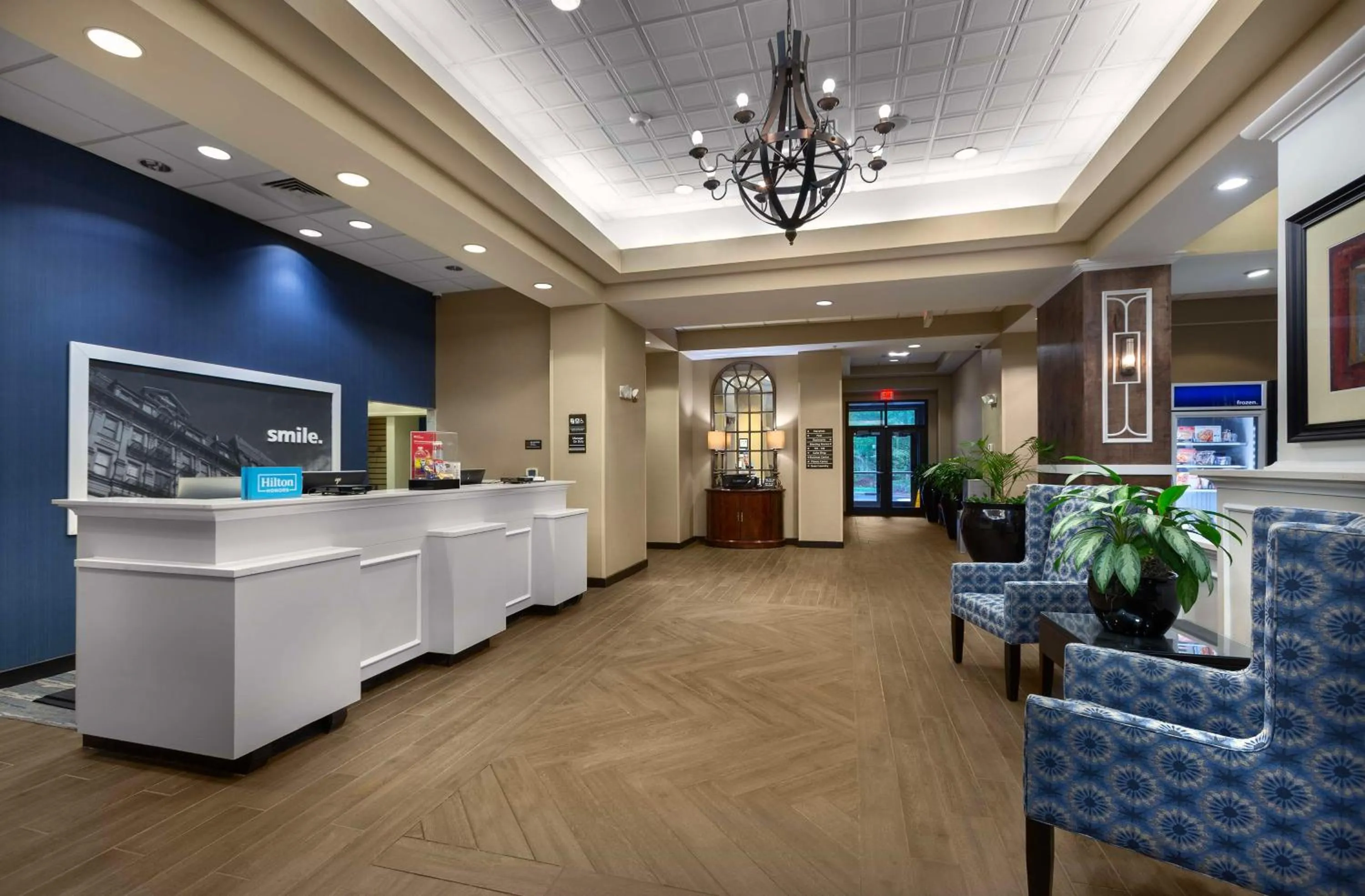 Lobby or reception in Hampton Inn Belmont at Montcross