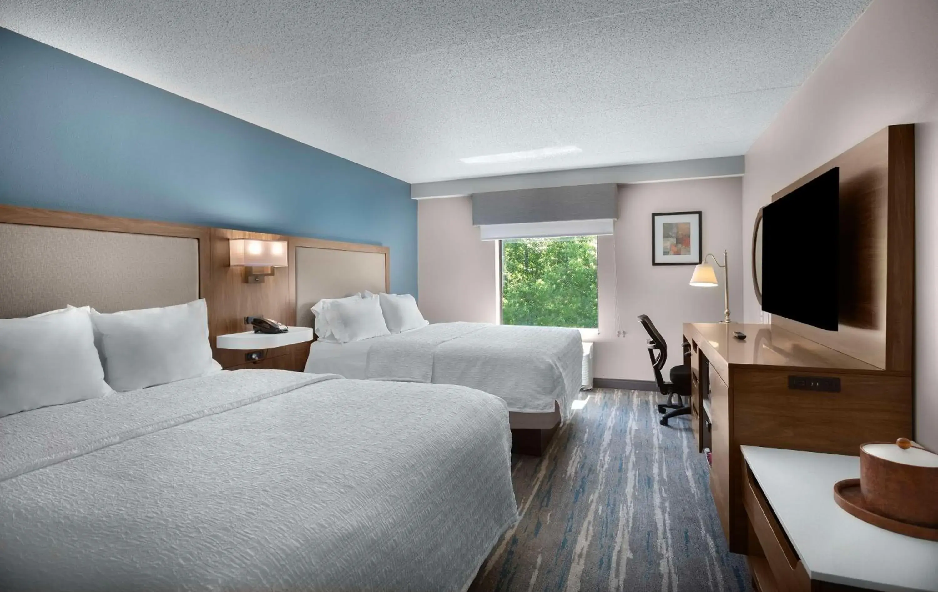 Room with Two Queen Beds - Non-Smoking in Hampton Inn Belmont at Montcross Room with Two Queen Beds - Non-Smoking in Hampton Inn Belmont at Montcross