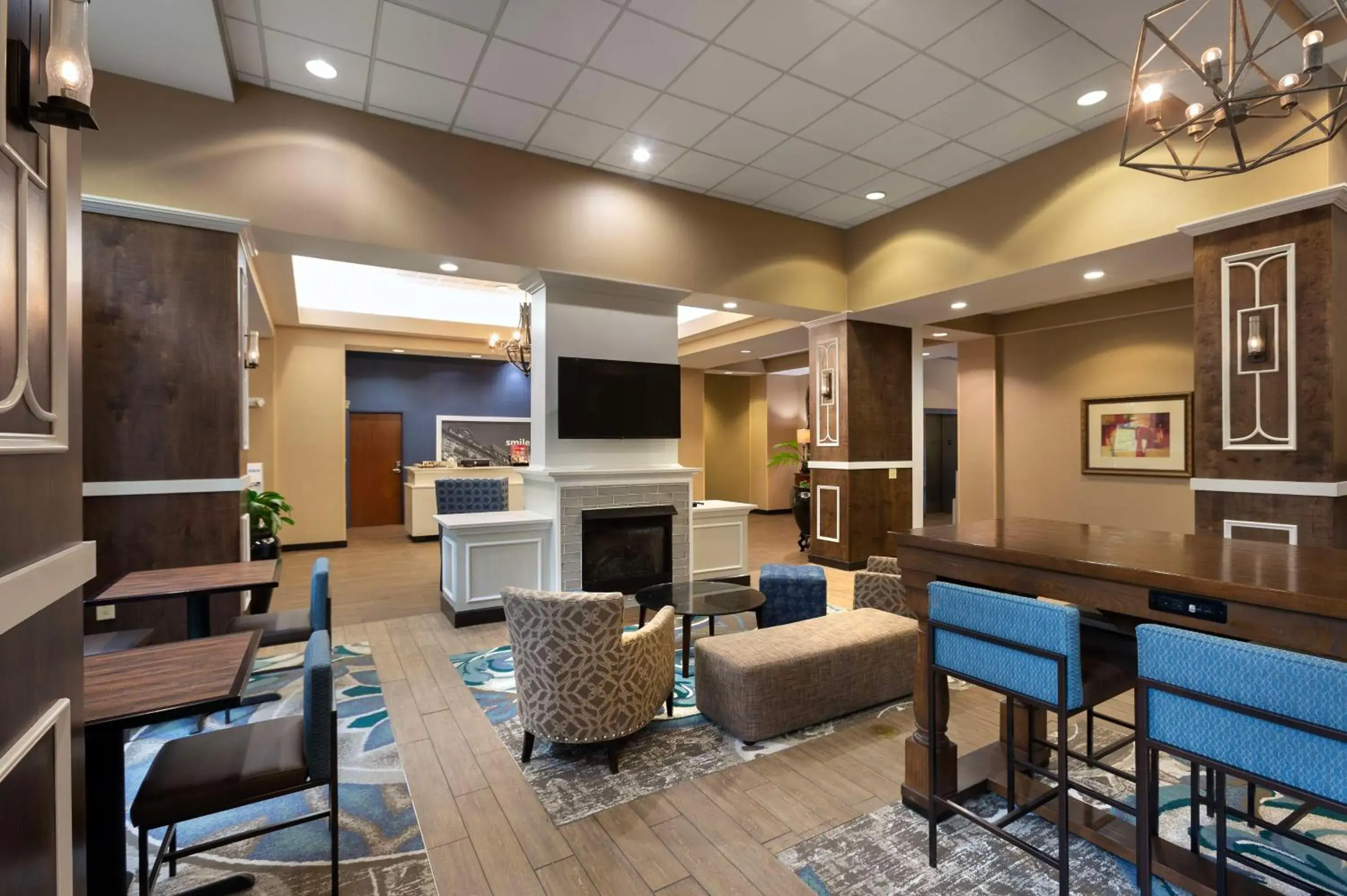 Restaurant/places to eat in Hampton Inn Belmont at Montcross Restaurant/places to eat in Hampton Inn Belmont at Montcross