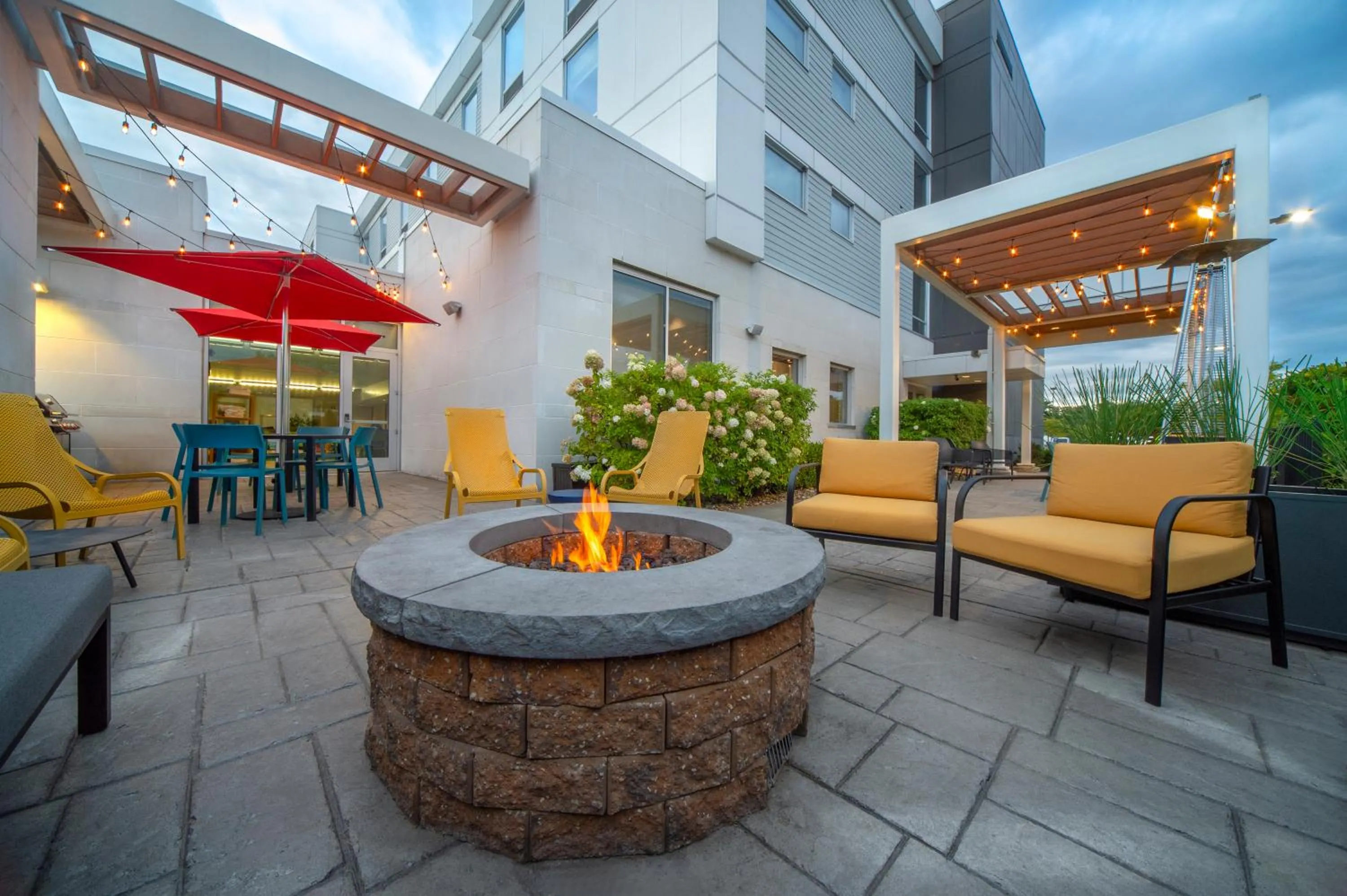 Patio in Home2 Suites by Hilton Saratoga Malta