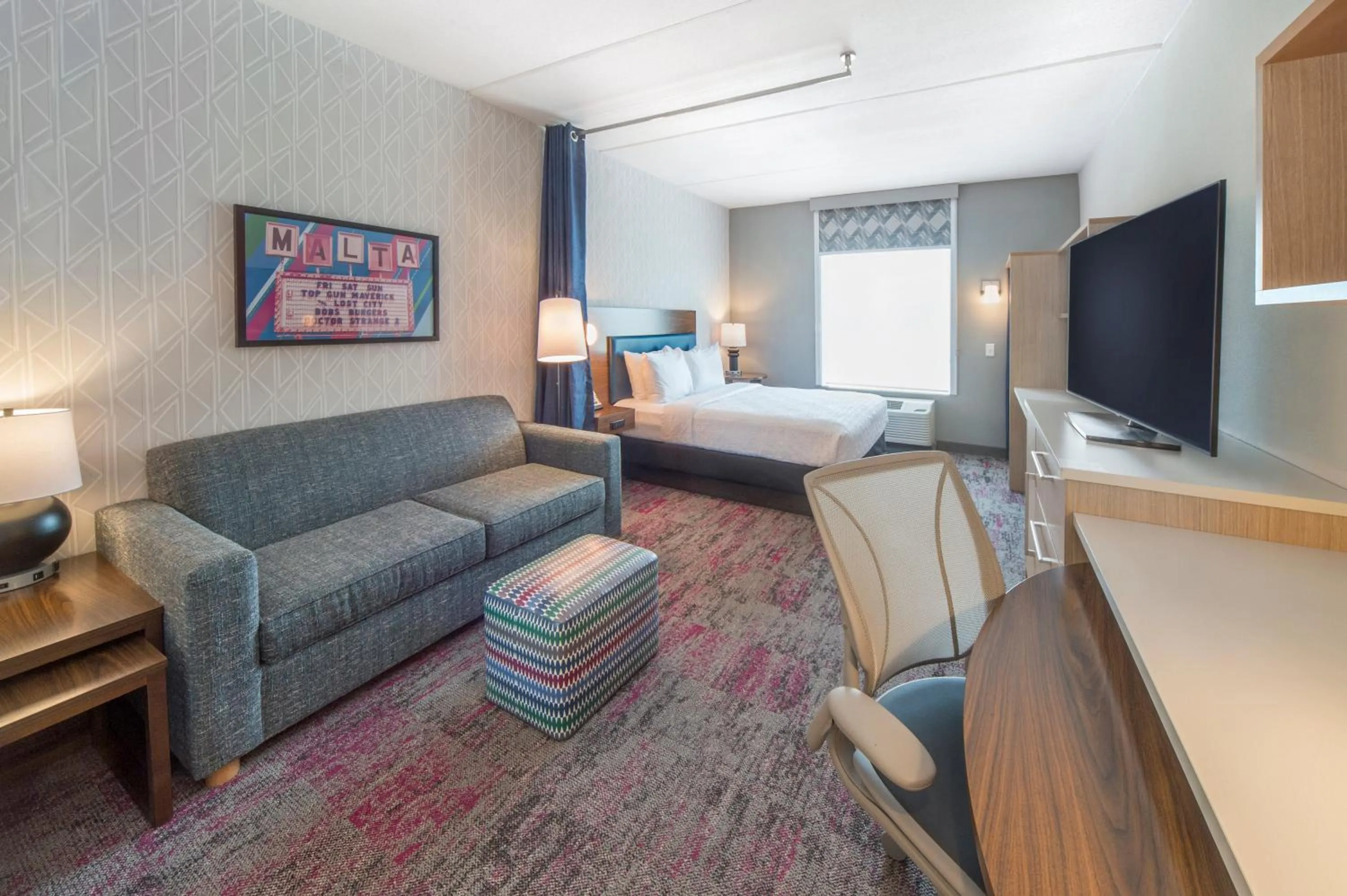 Bed in Home2 Suites by Hilton Saratoga Malta