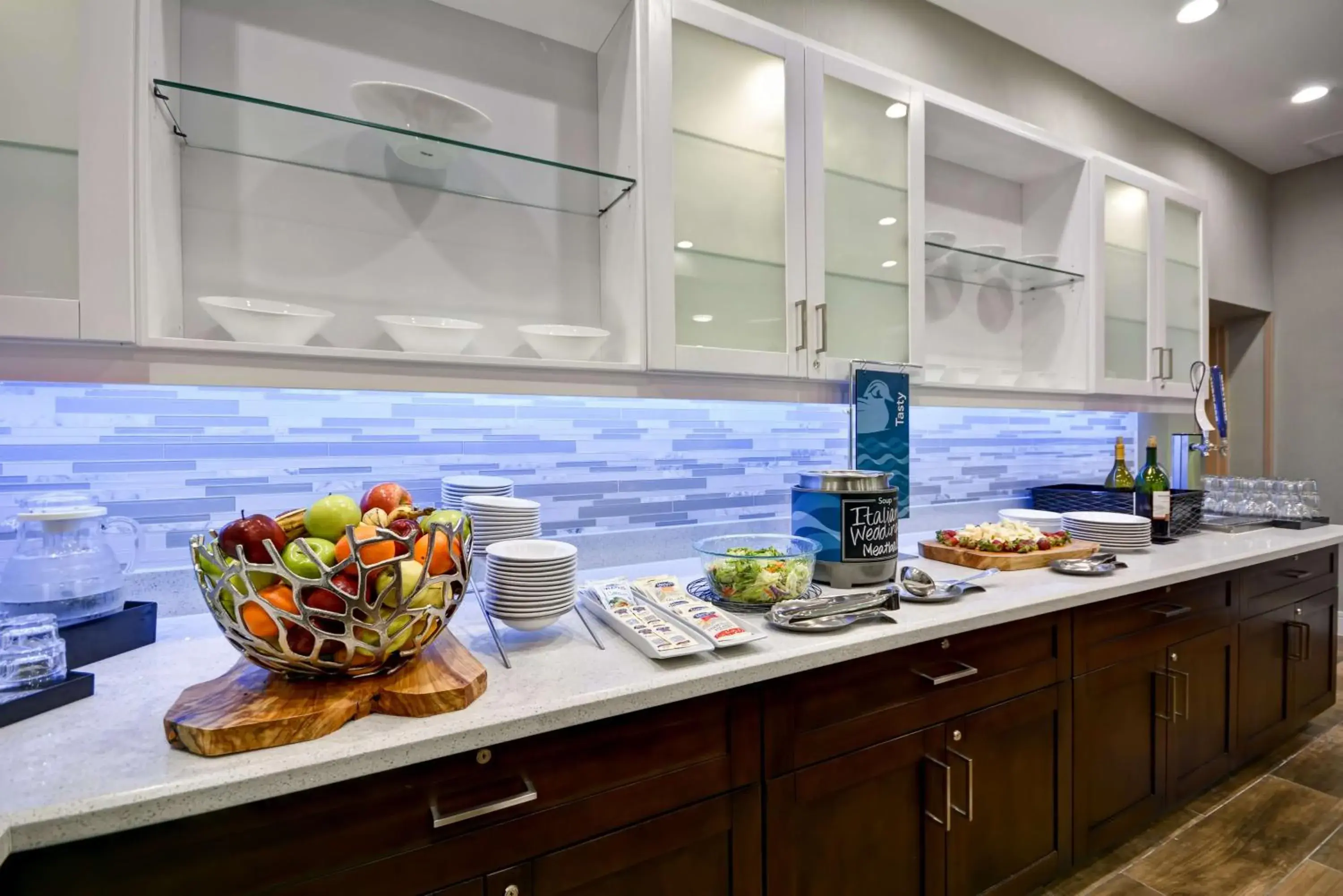 Restaurant/places to eat in Homewood Suites By Hilton Galveston Restaurant/places to eat in Homewood Suites By Hilton Galveston