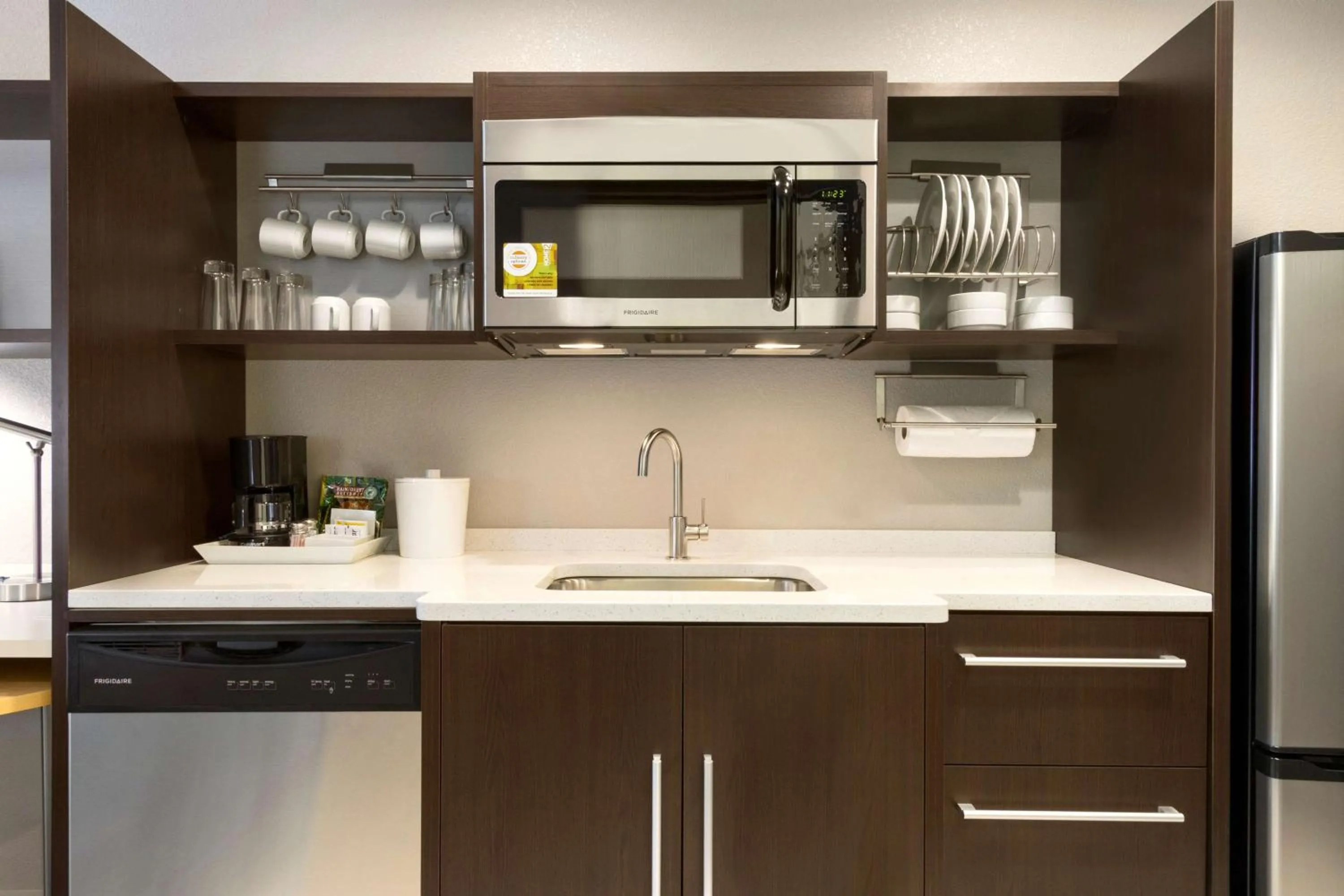 Kitchen or kitchenette in Home2 Suites by Hilton Houston Stafford - Sugar Land