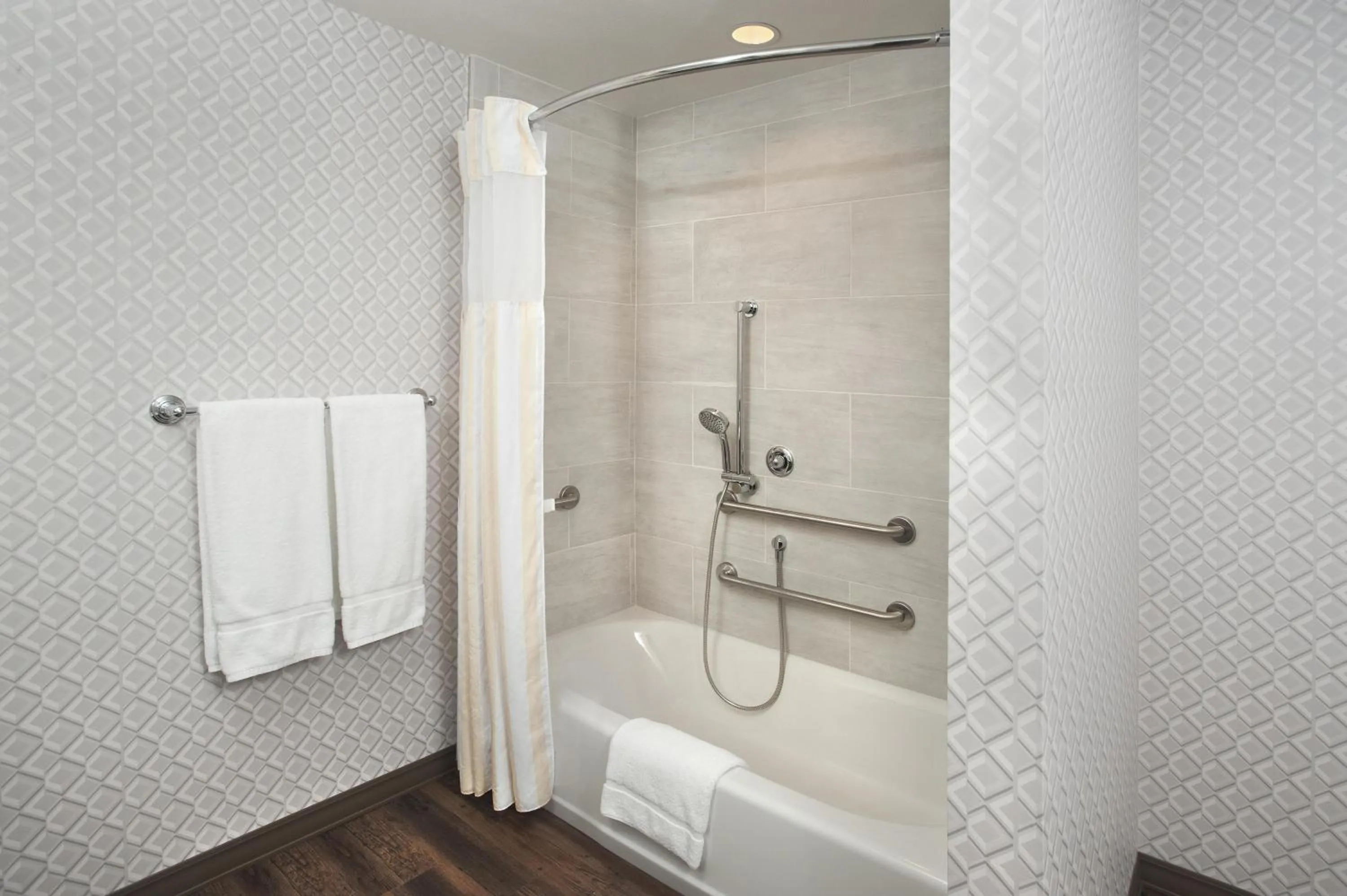 Photo of the whole room in Hilton Garden Inn Burbank Los Angeles