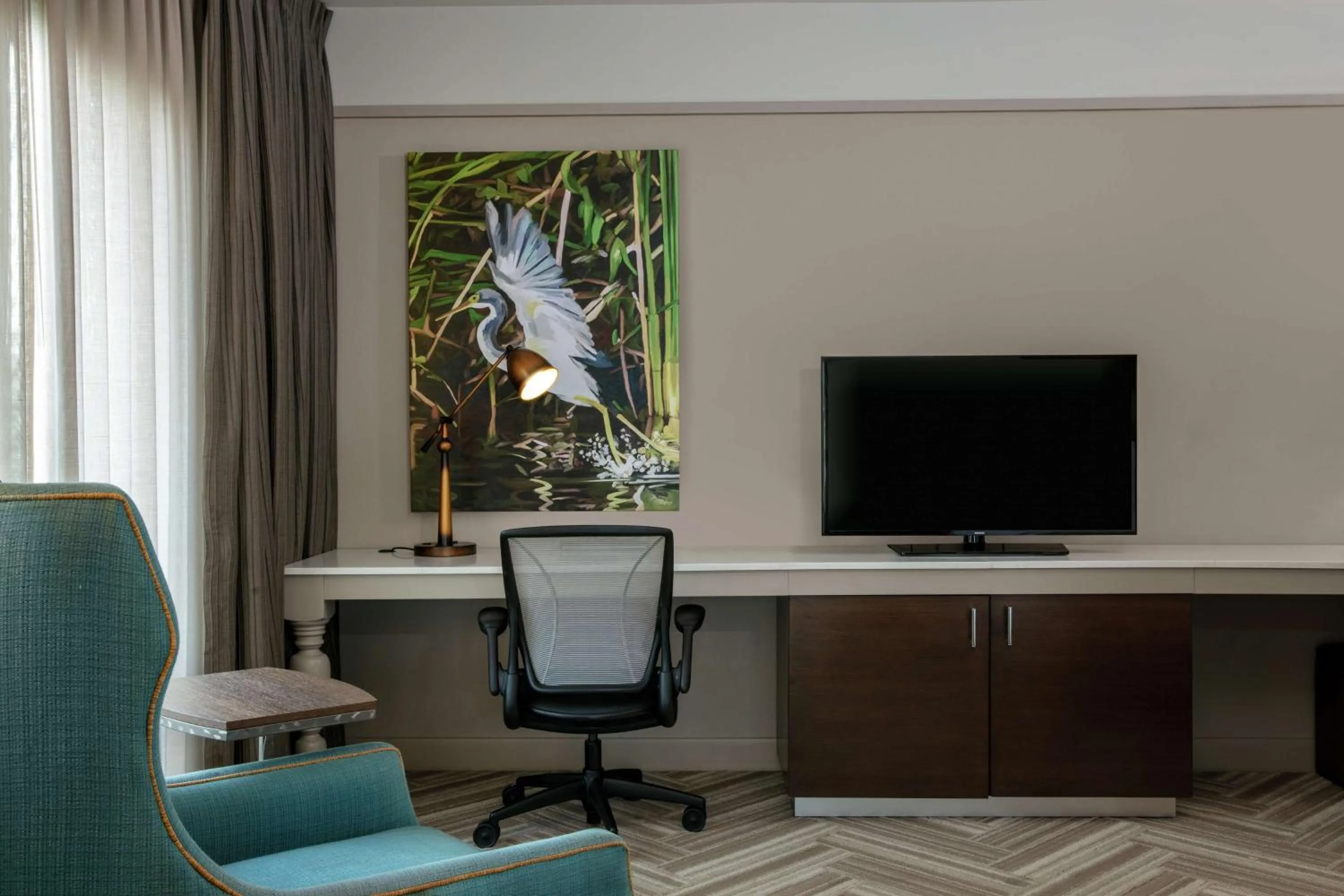 Bedroom in Hilton Garden Inn Mobile Downtown