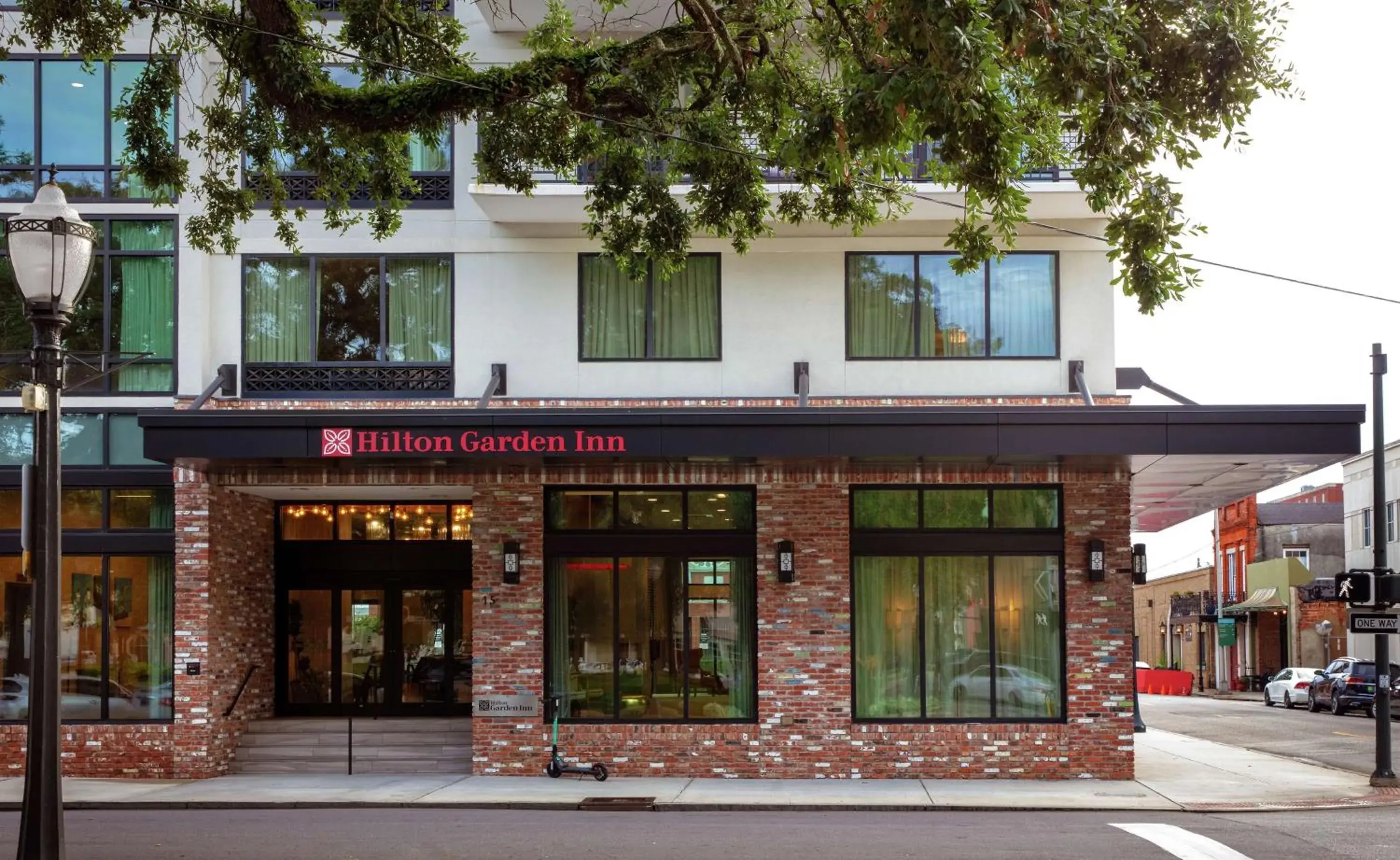 Property building in Hilton Garden Inn Mobile Downtown Property building in Hilton Garden Inn Mobile Downtown