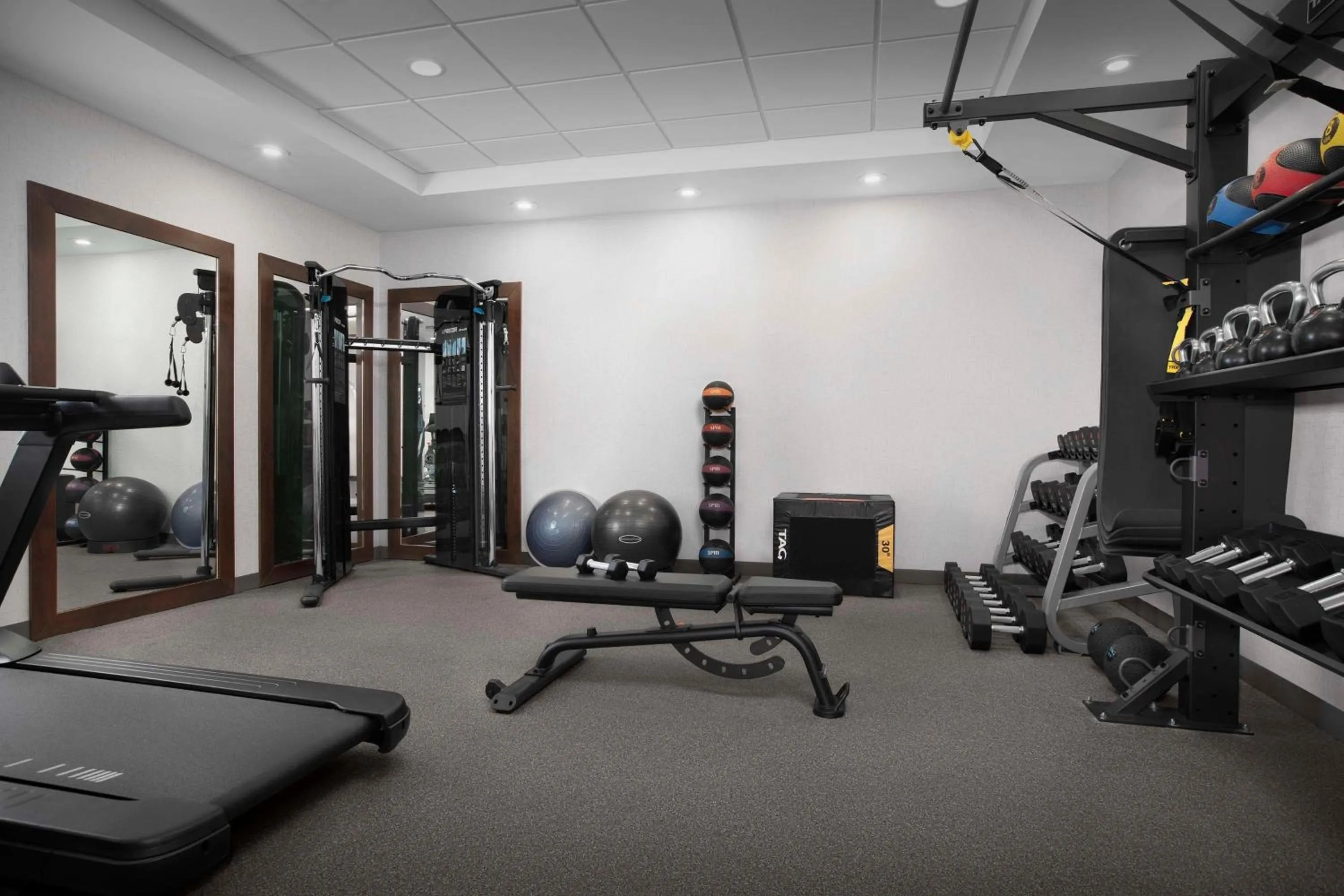 Fitness centre/facilities in Home2 Suites by Hilton Phoenix Chandler