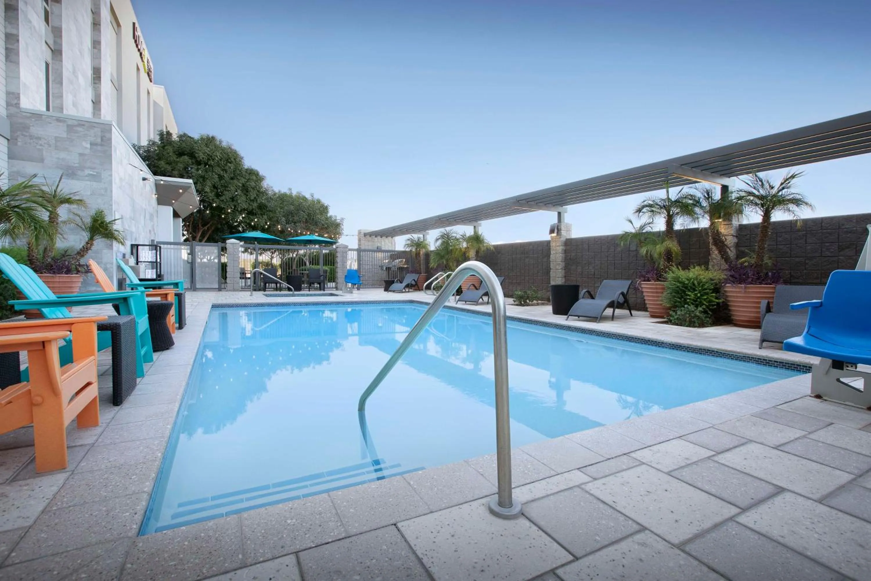 Pool view in Home2 Suites by Hilton Phoenix Chandler