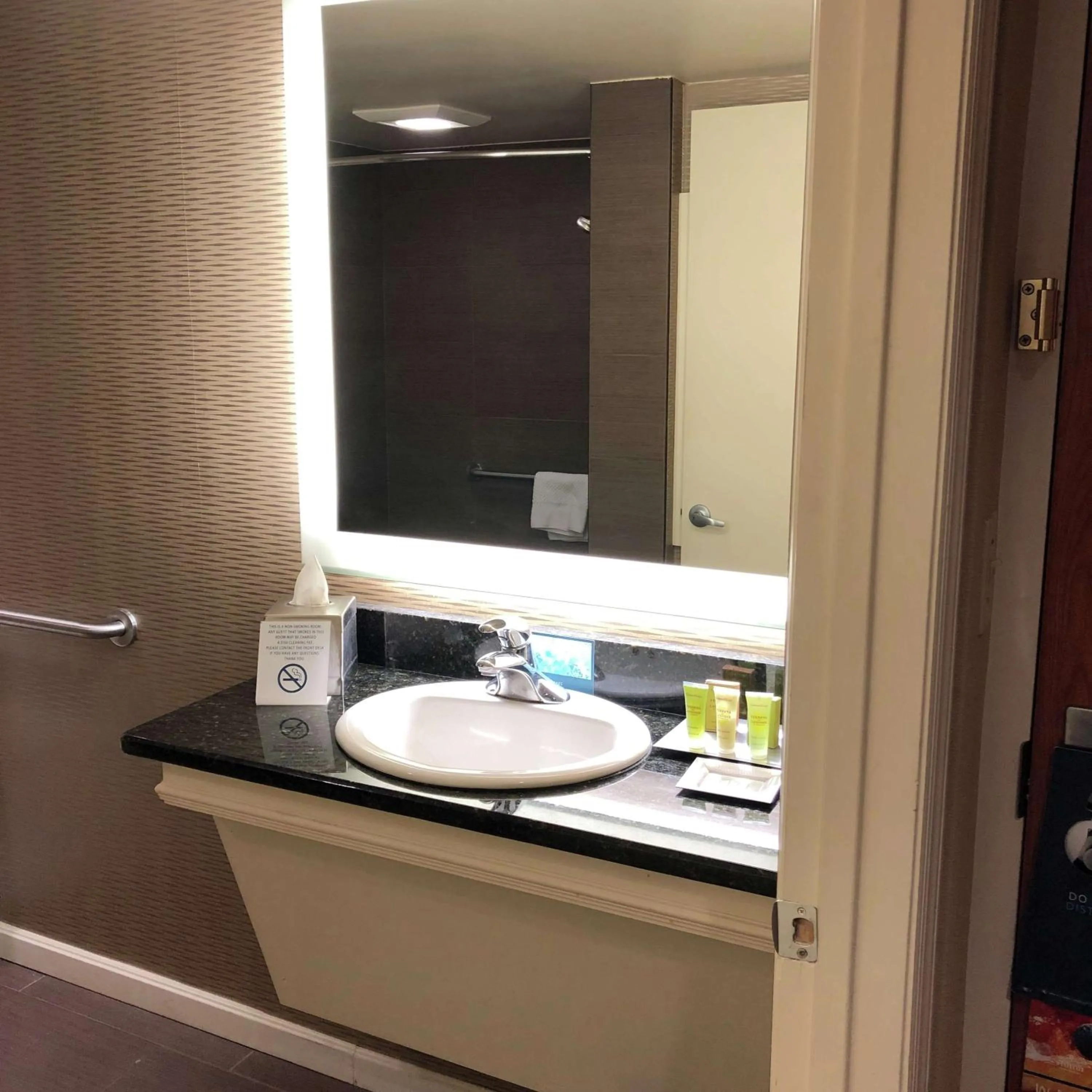 Suite in DoubleTree by Hilton Akron Fairlawn
