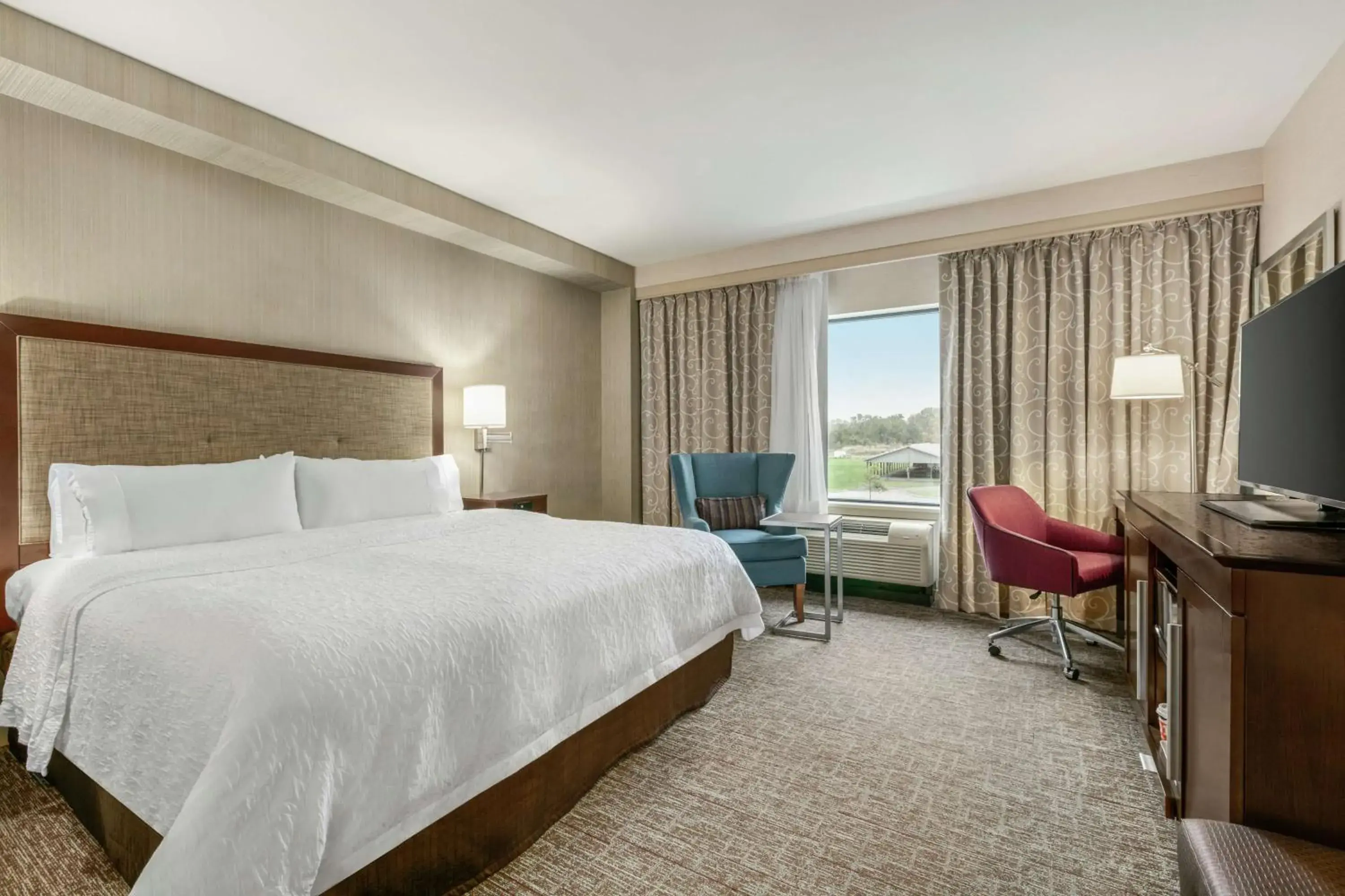 King Room - Non-Smoking in Hampton Inn Penn Yan, NY King Room - Non-Smoking in Hampton Inn Penn Yan, NY