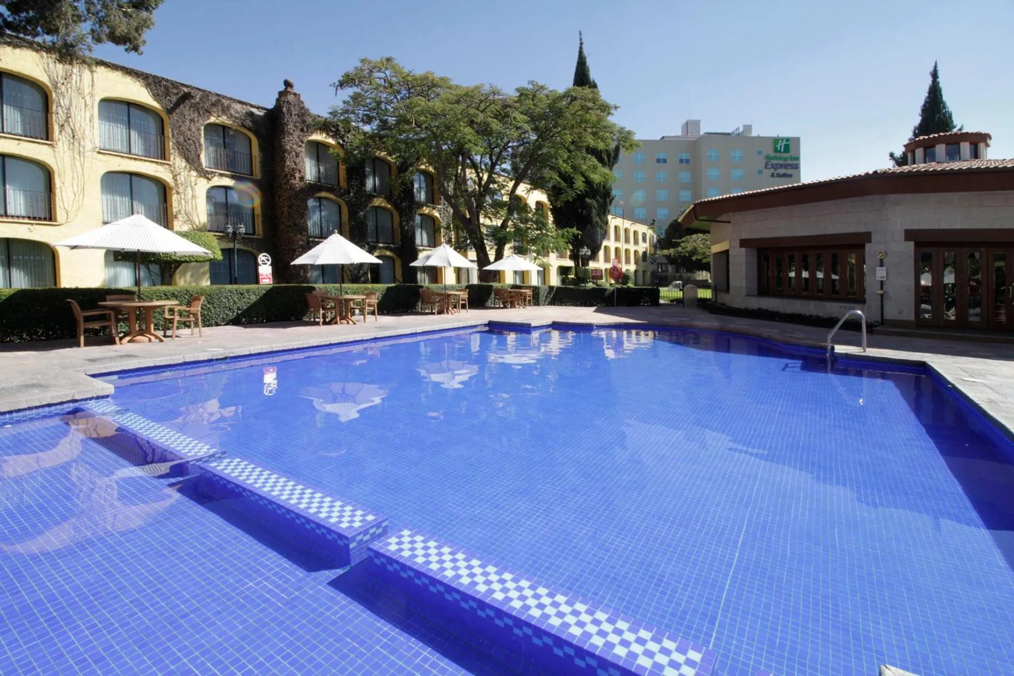 Swimming pool in Holiday Inn Queretaro Centro Historico by IHG