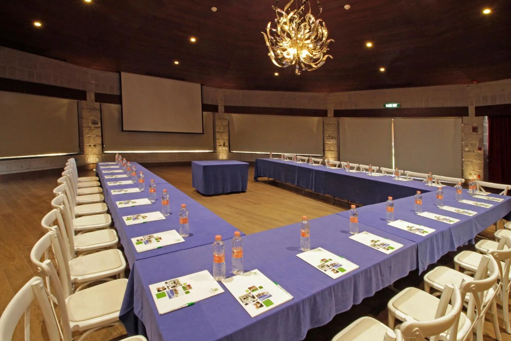 Meeting/conference room in Holiday Inn Queretaro Centro Historico by IHG
