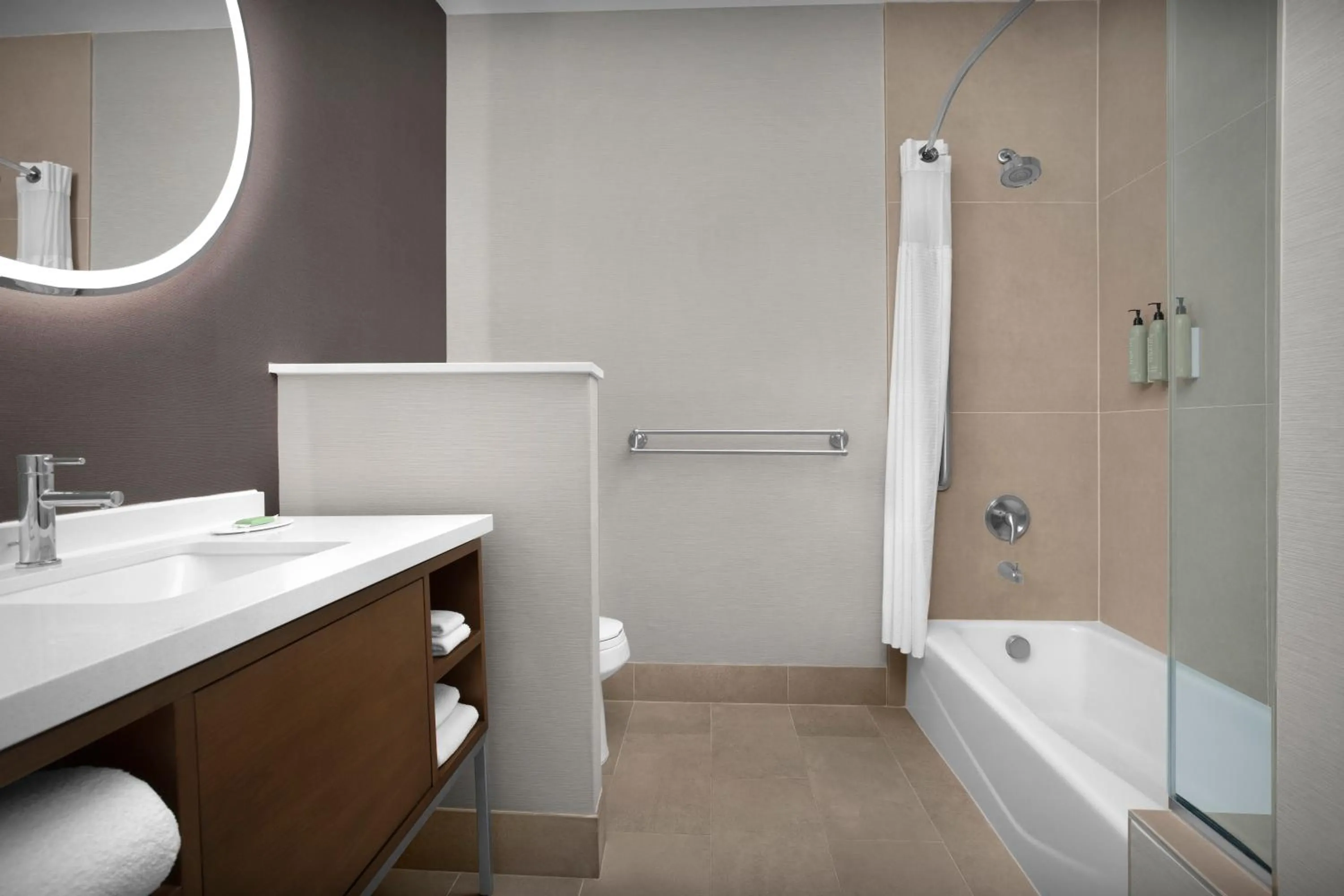 Bathroom in Courtyard by Marriott San Antonio SeaWorld Westover Hills