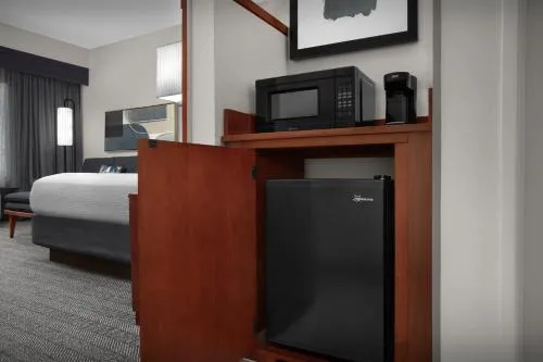 minibar, Bed in Courtyard by Marriott San Antonio SeaWorld Westover Hills