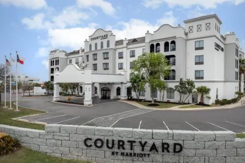 Property building in Courtyard by Marriott San Antonio SeaWorld Westover Hills