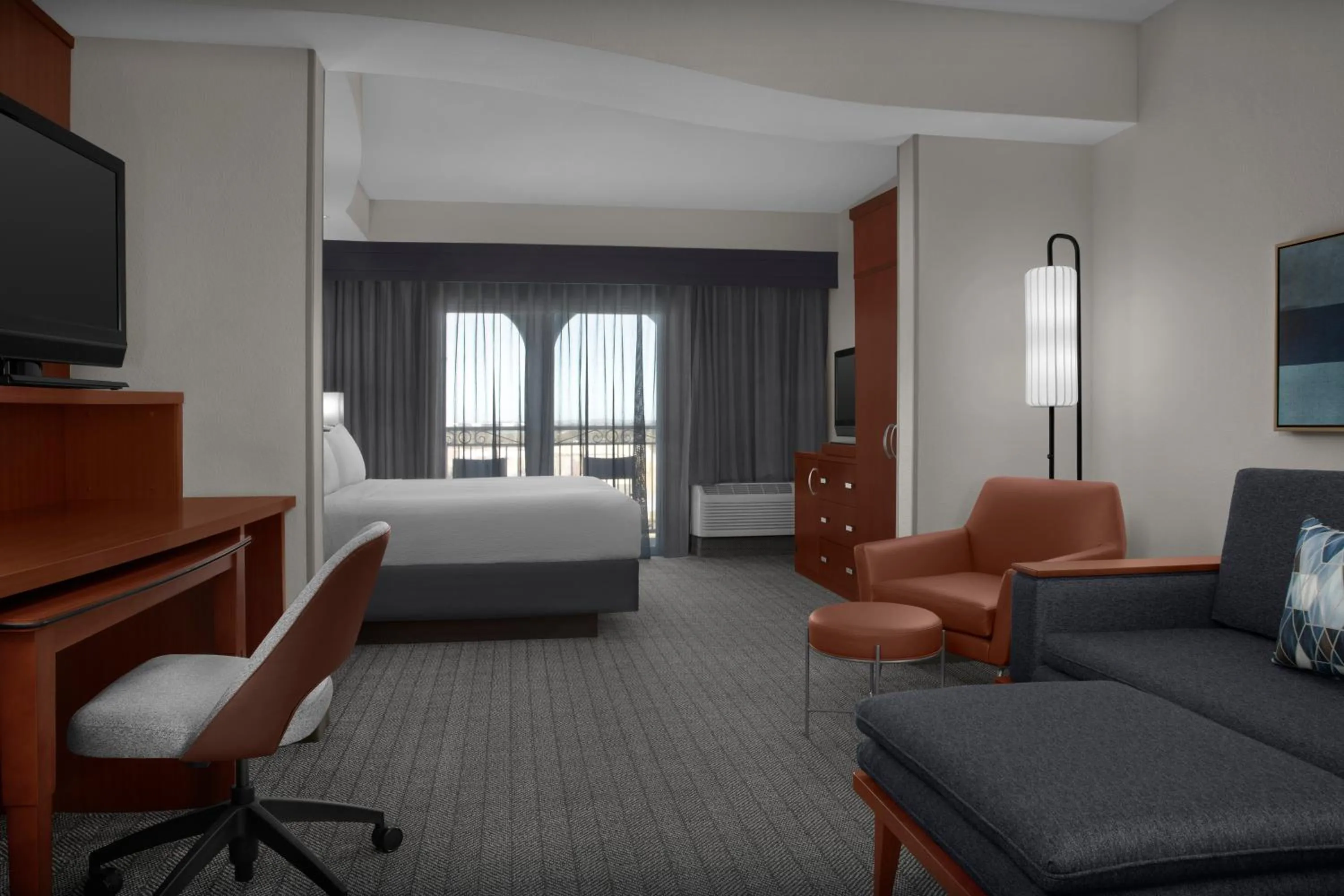Photo of the whole room, Bed in Courtyard by Marriott San Antonio SeaWorld Westover Hills