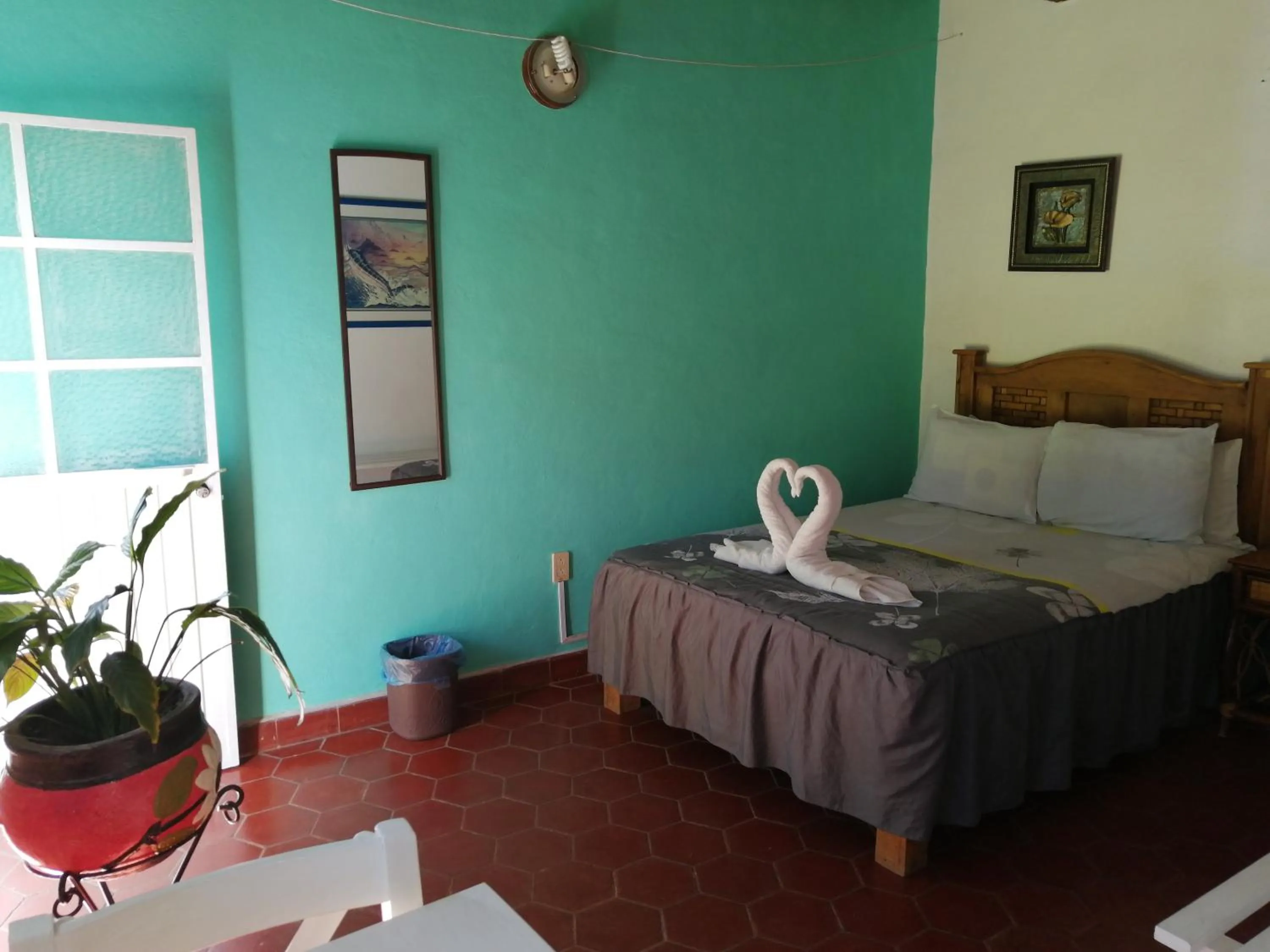 Bed in Hotel Elohim by Rotamundos