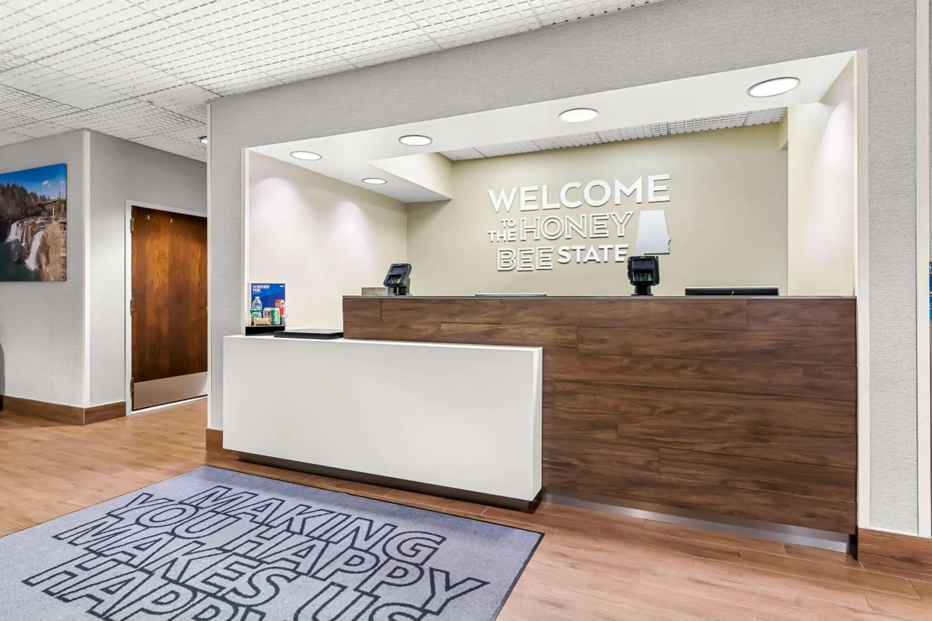 Lobby or reception in Hampton Inn Florence Midtown near University of North Alabama Lobby or reception in Hampton Inn Florence Midtown near University of North Alabama