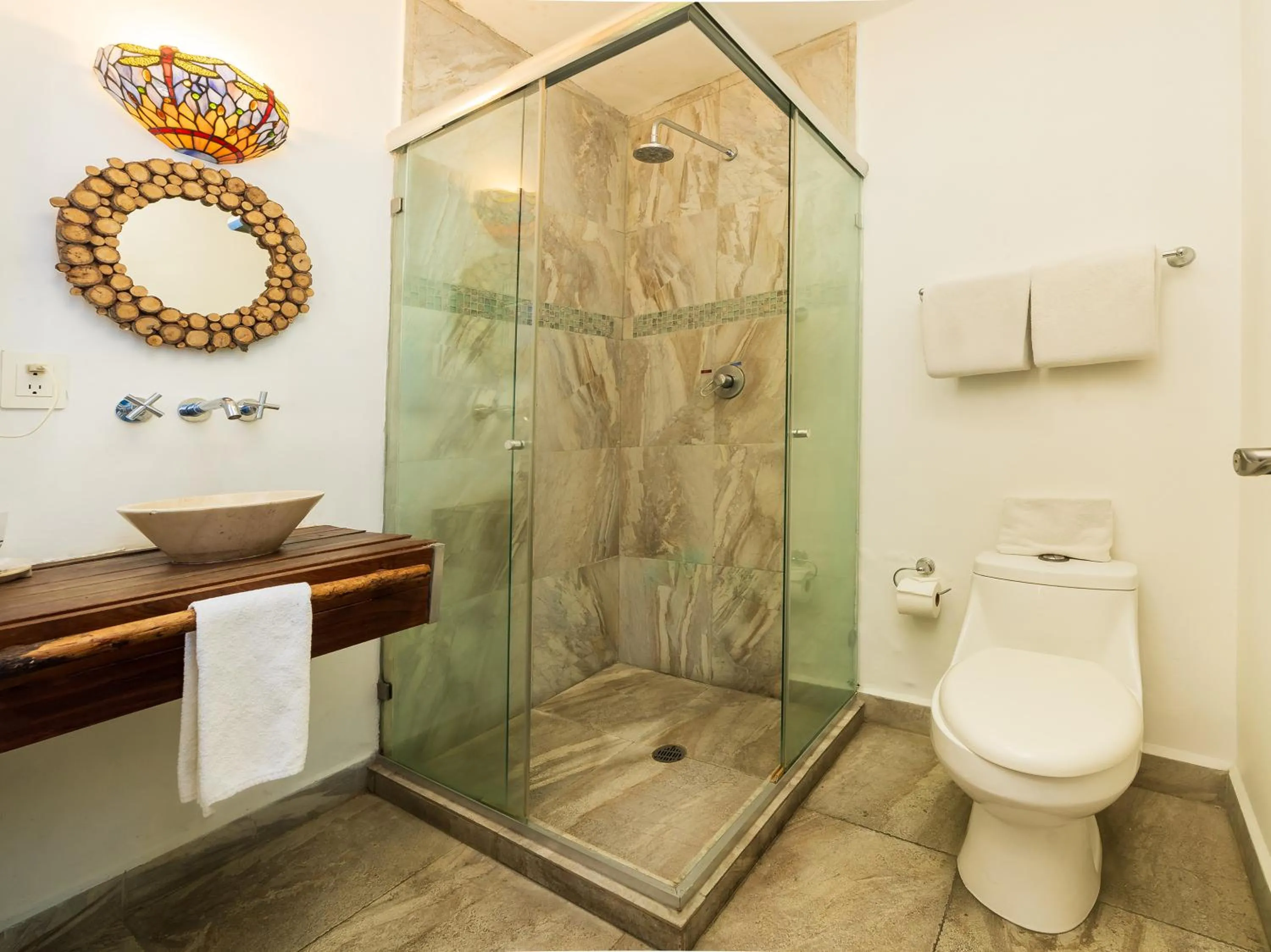 Bathroom in Casa Anzures