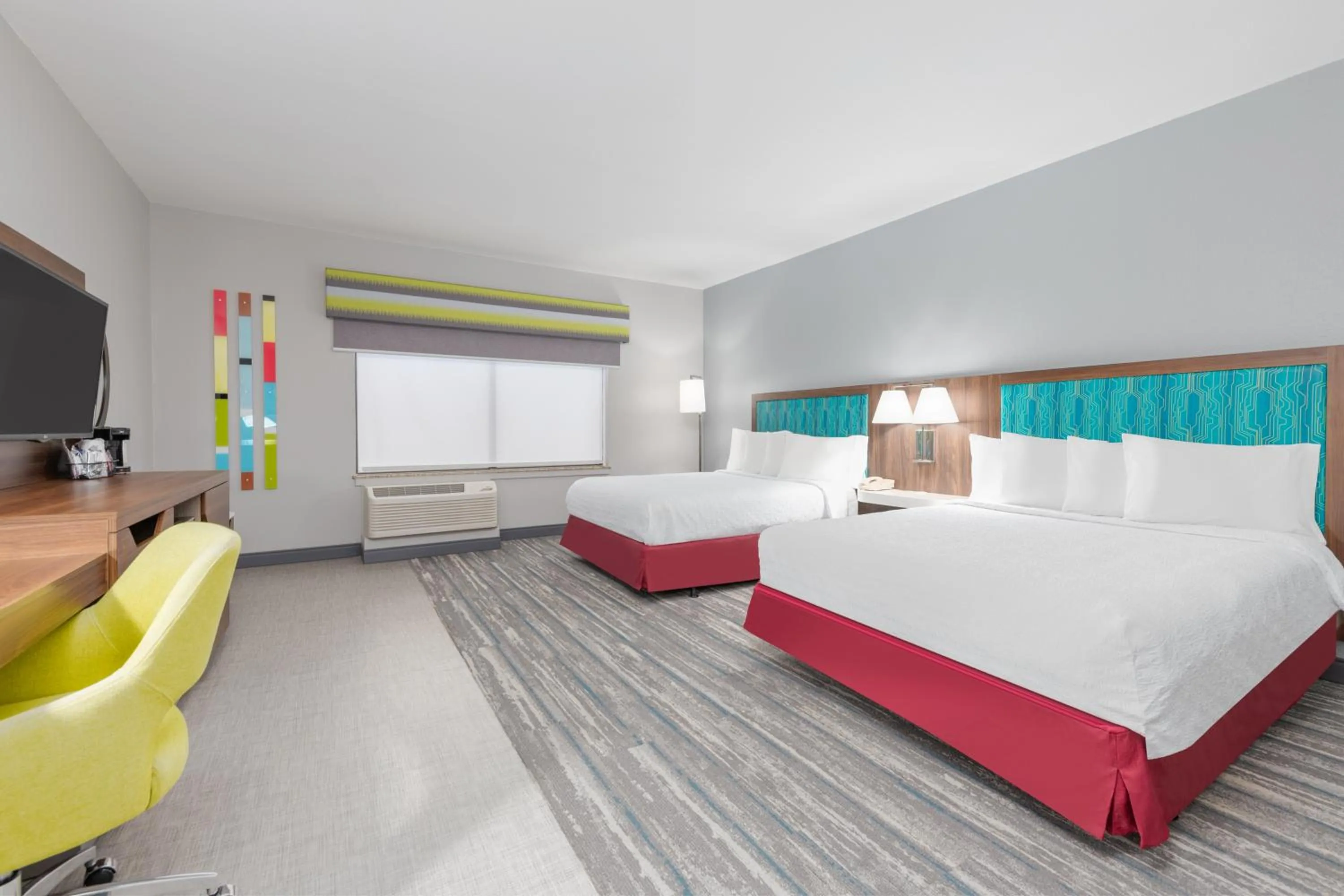 Bed in Hampton Inn and Suites Lake Jackson-Clute