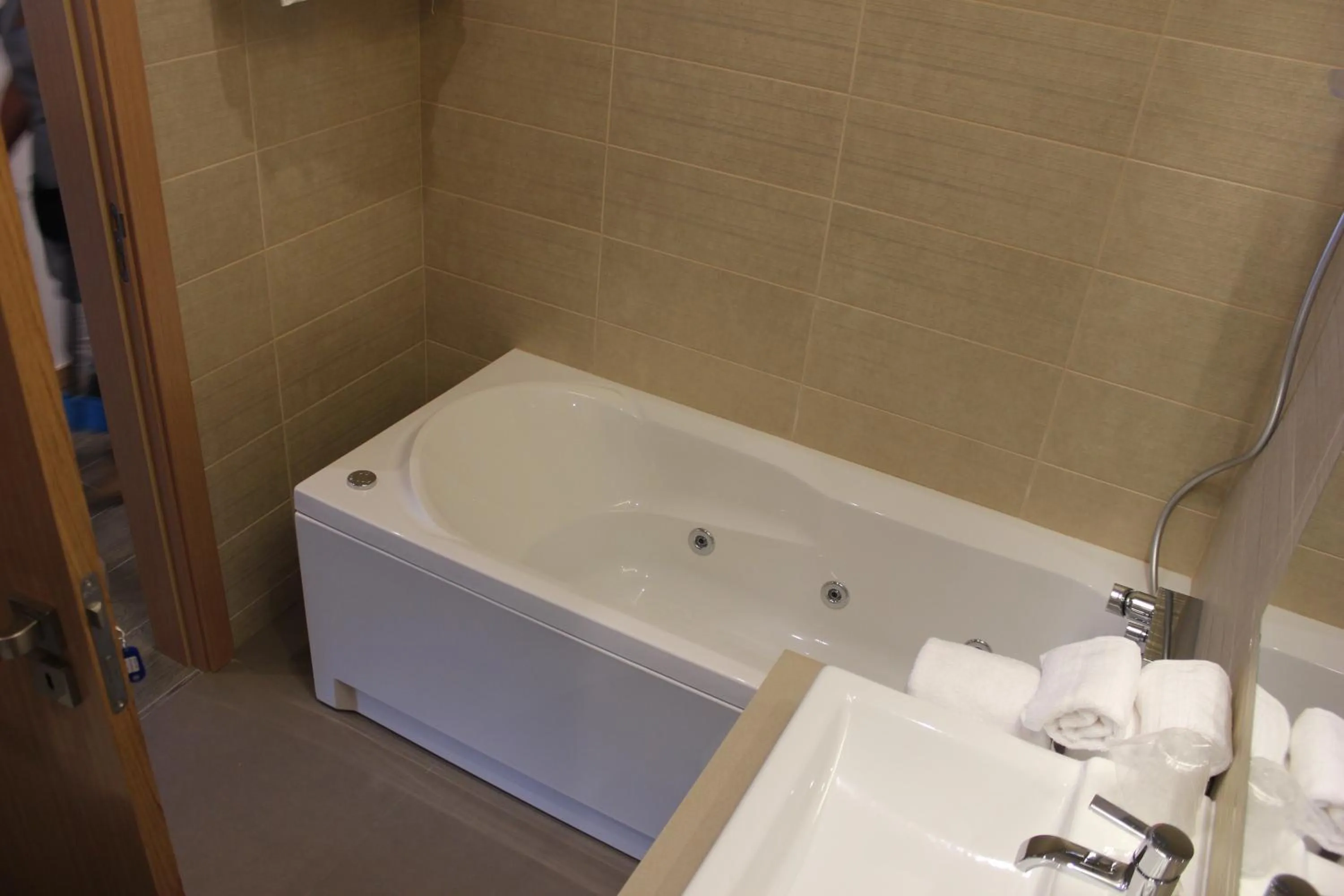 Bathroom in Apartamentos Turisticos da Nazare