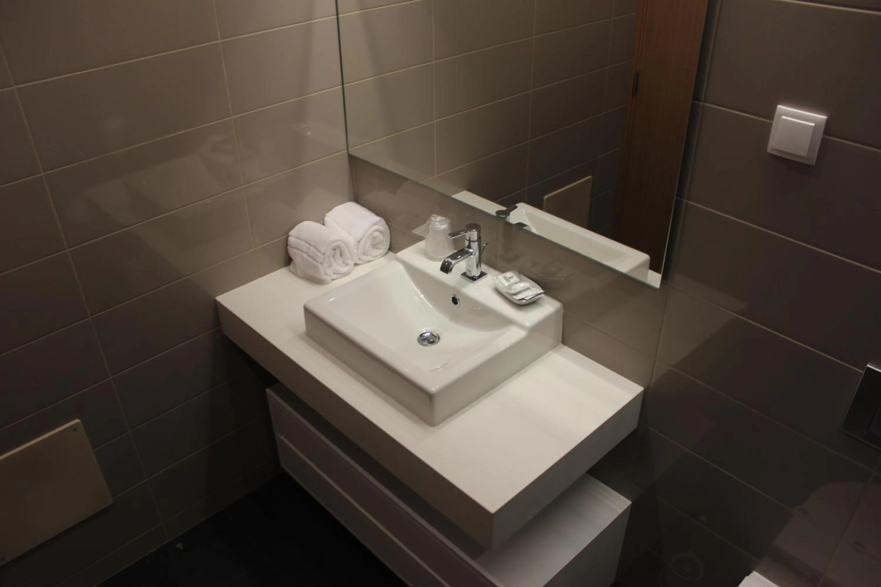 Toilet in Apartamentos Turisticos da Nazare